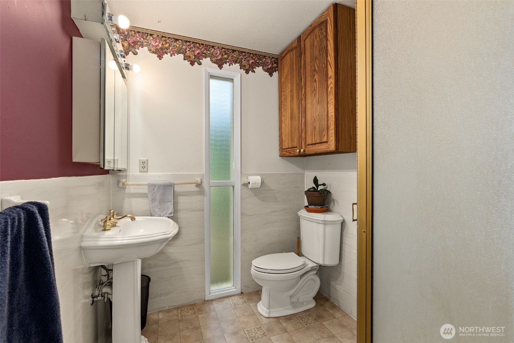 Montesano, Washington, 98563, United States, 4 Bedrooms Bedrooms, ,1 BathroomBathrooms,Residential,For Sale,2017024