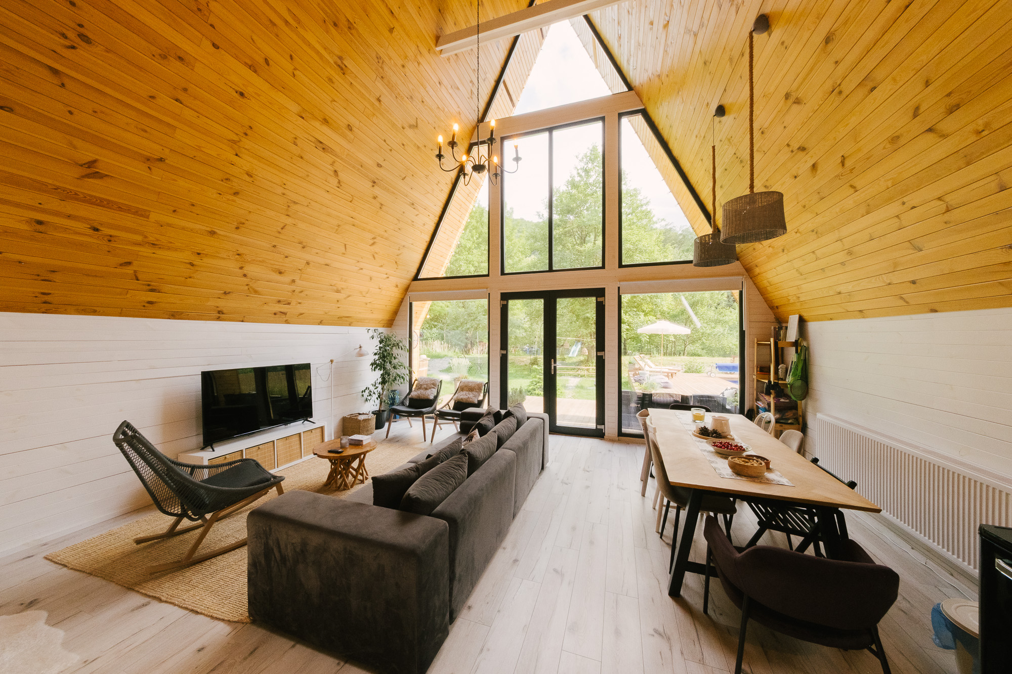  A Home Between River, Forest and Sky in the Heart of the Lotru Mountains - 物件實景