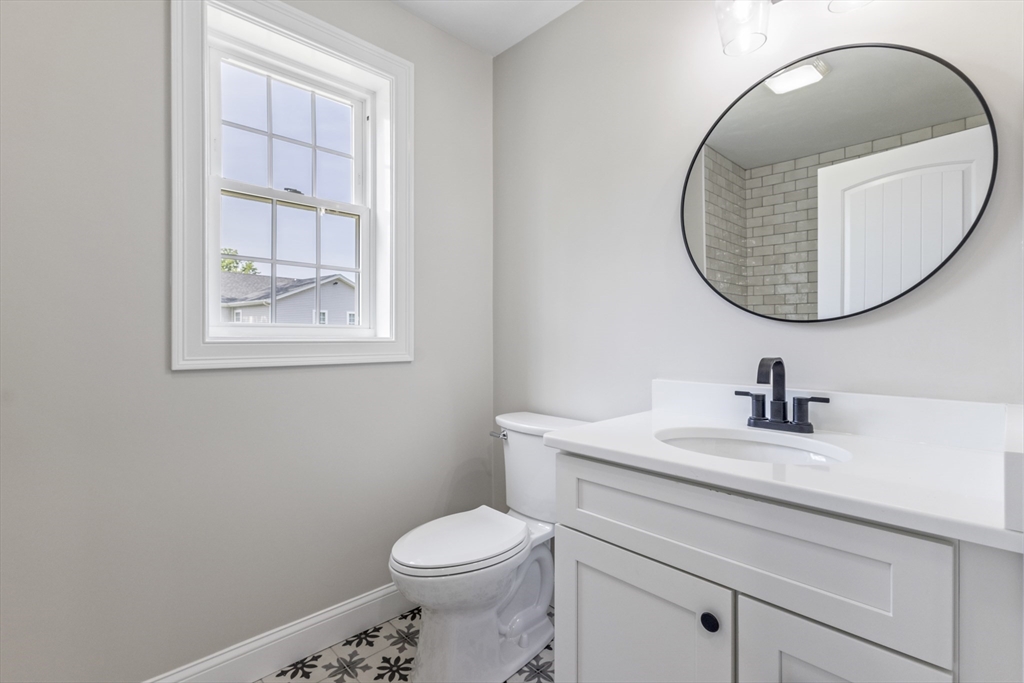 Attleboro, Massachusetts, 02703, United States, 4 Bedrooms Bedrooms, ,3 BathroomsBathrooms,Residential,For Sale,1924385