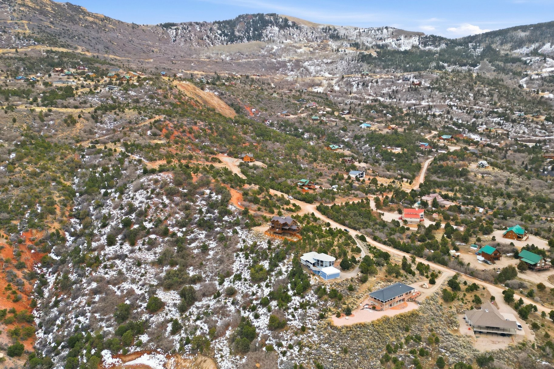  Renovated Log Cabin in Cedar Highlands with Wraparound Deck & Mountain Views - 物件實景