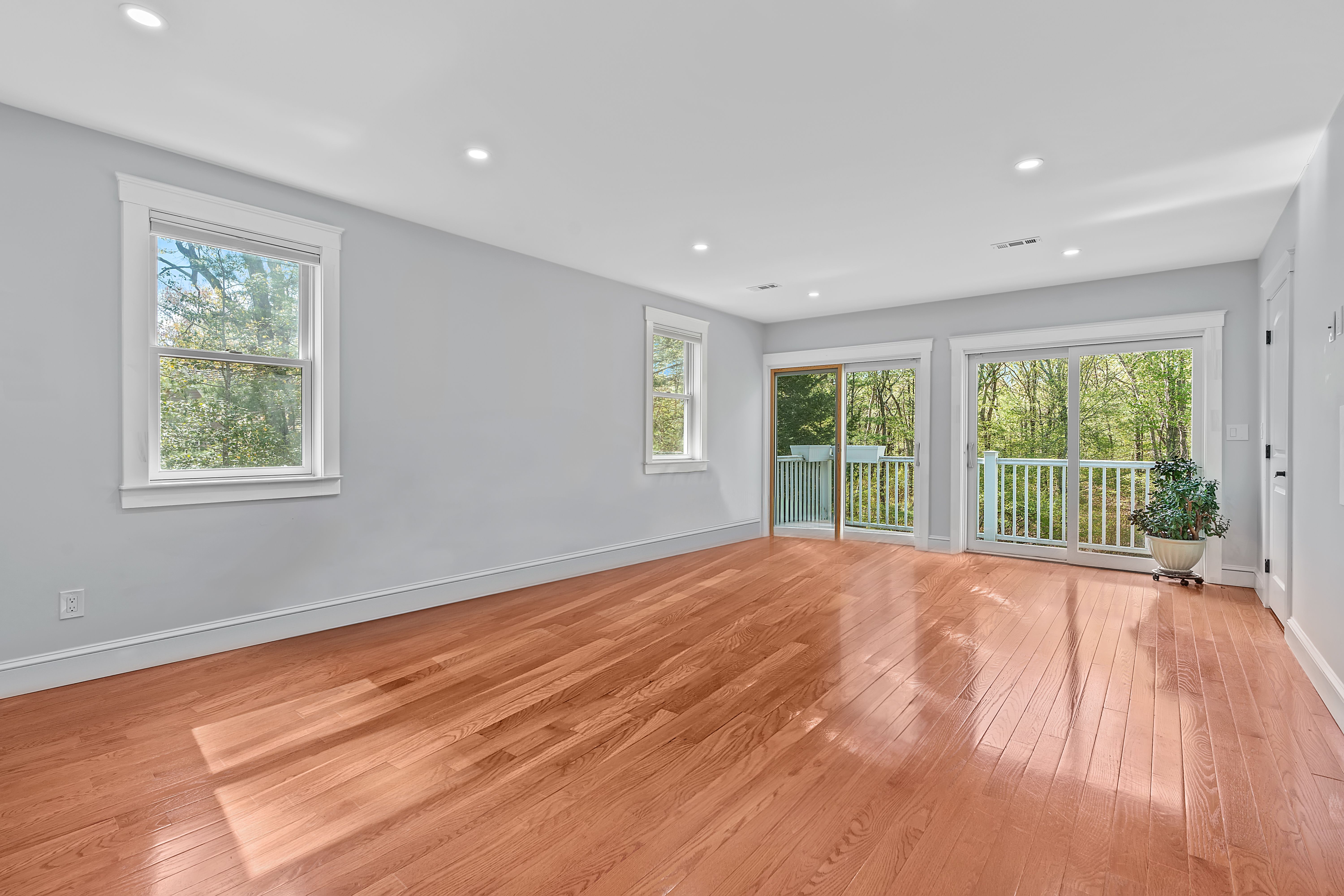  604 Dover Road, Westwood, MA, 02090 - 物件實景