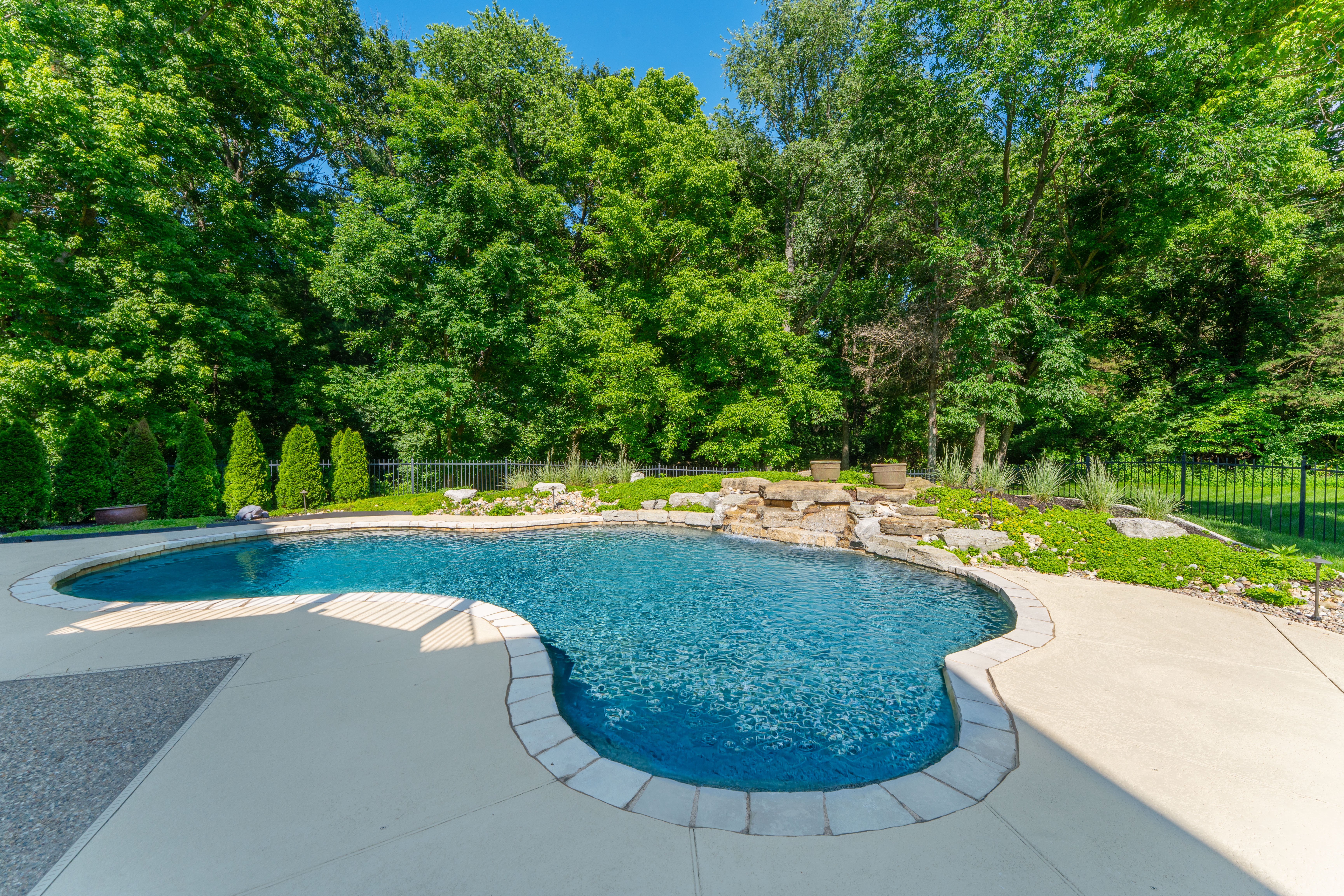  A stunning 1.5-story in sought after Wills Trace subdivision - 物件實景