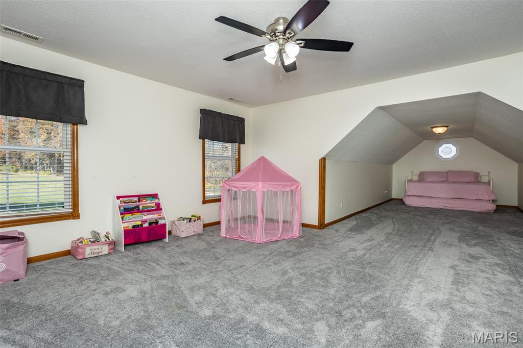 Brighton, Illinois, 62012, United States, 6 Bedrooms Bedrooms, ,4 BathroomsBathrooms,Residential,For Sale,1995743