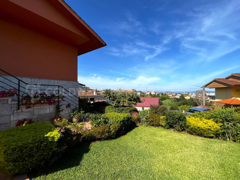 Pontevedra, Vigo, Comesa?a - Matam?, Matam? Pontev, Vigo, Galicia, ES, 4 Bedrooms Bedrooms, ,3 BathroomsBathrooms,Residential,For Sale,Pontevedra, Vigo, Comesa?a - Matam?, Matam? Pontev,1599052