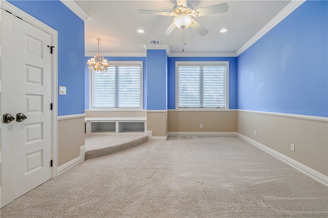 Bryan, Texas, 77802, United States, 4 Bedrooms Bedrooms, ,6 BathroomsBathrooms,Residential,For Sale,1986071