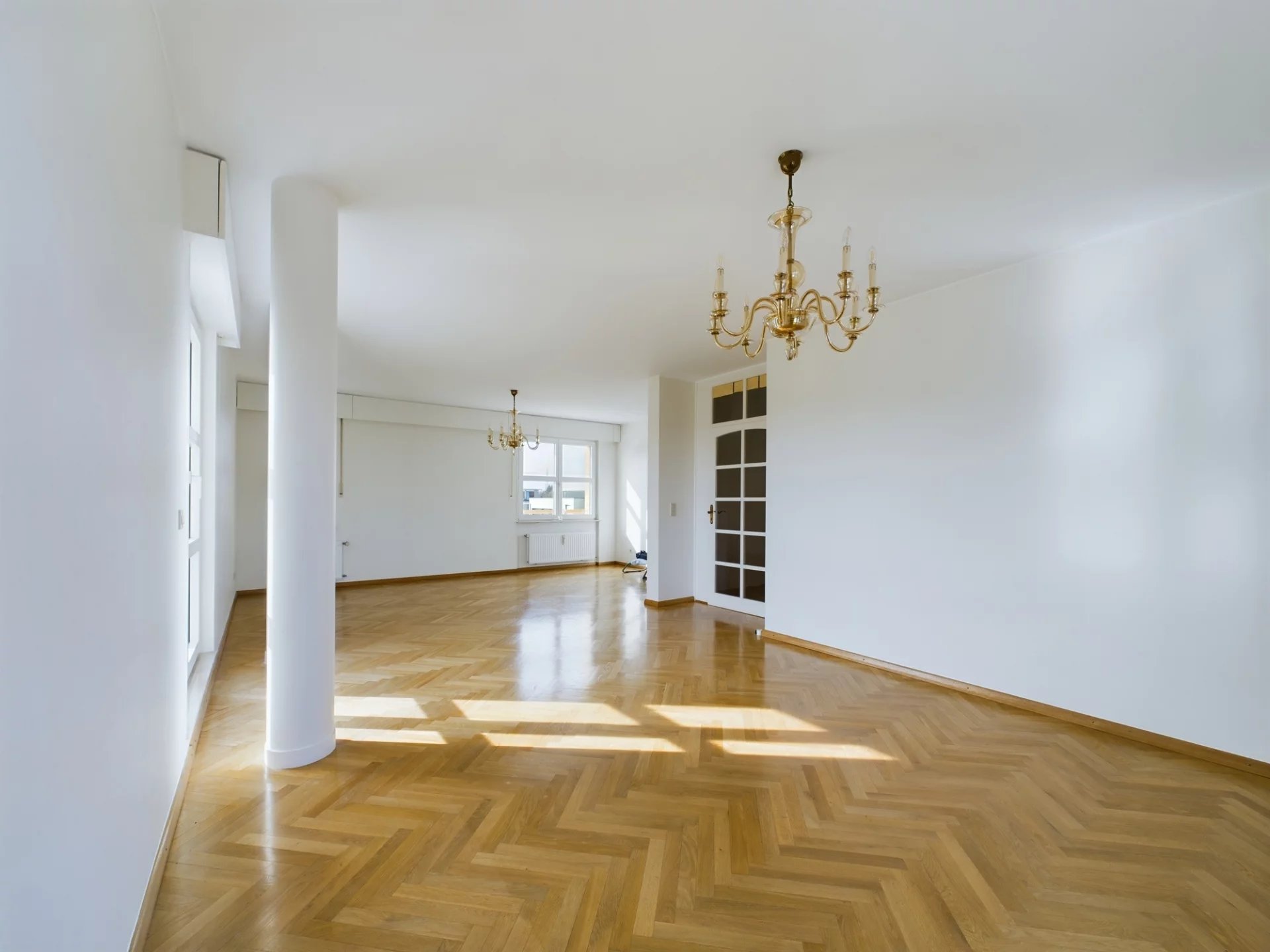 Luxembourg, Canton de Luxembourg, LU, 2 Bedrooms Bedrooms, ,1 BathroomBathrooms,Residential,For Sale,1999100