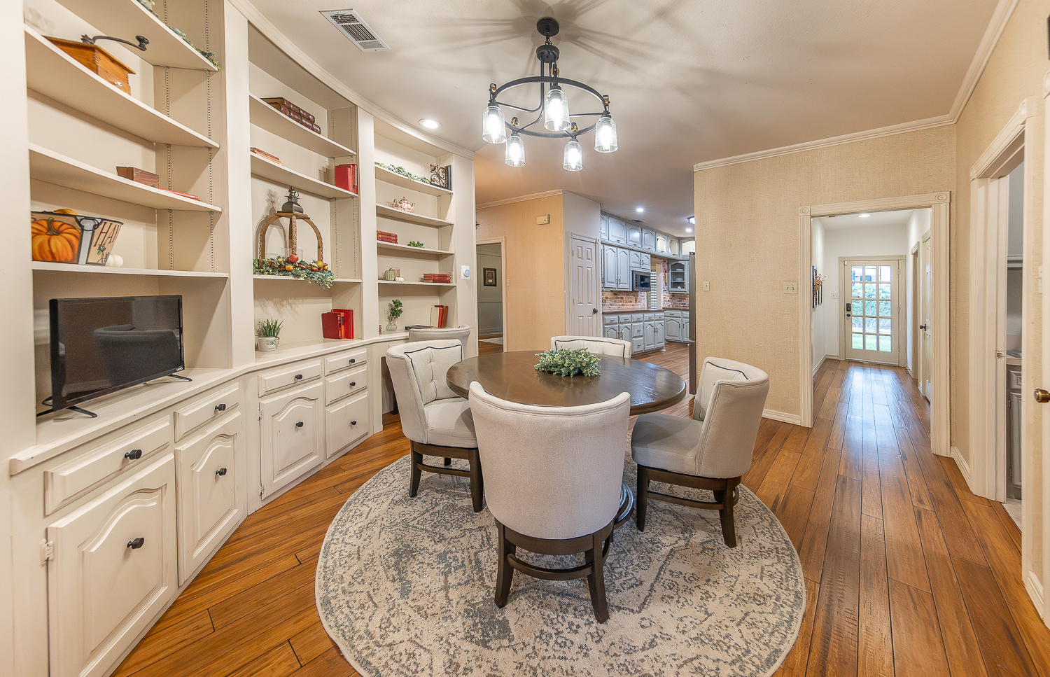 Lubbock, Texas, 79424, United States, 3 Bedrooms Bedrooms, ,3 BathroomsBathrooms,Residential,For Sale,1969049