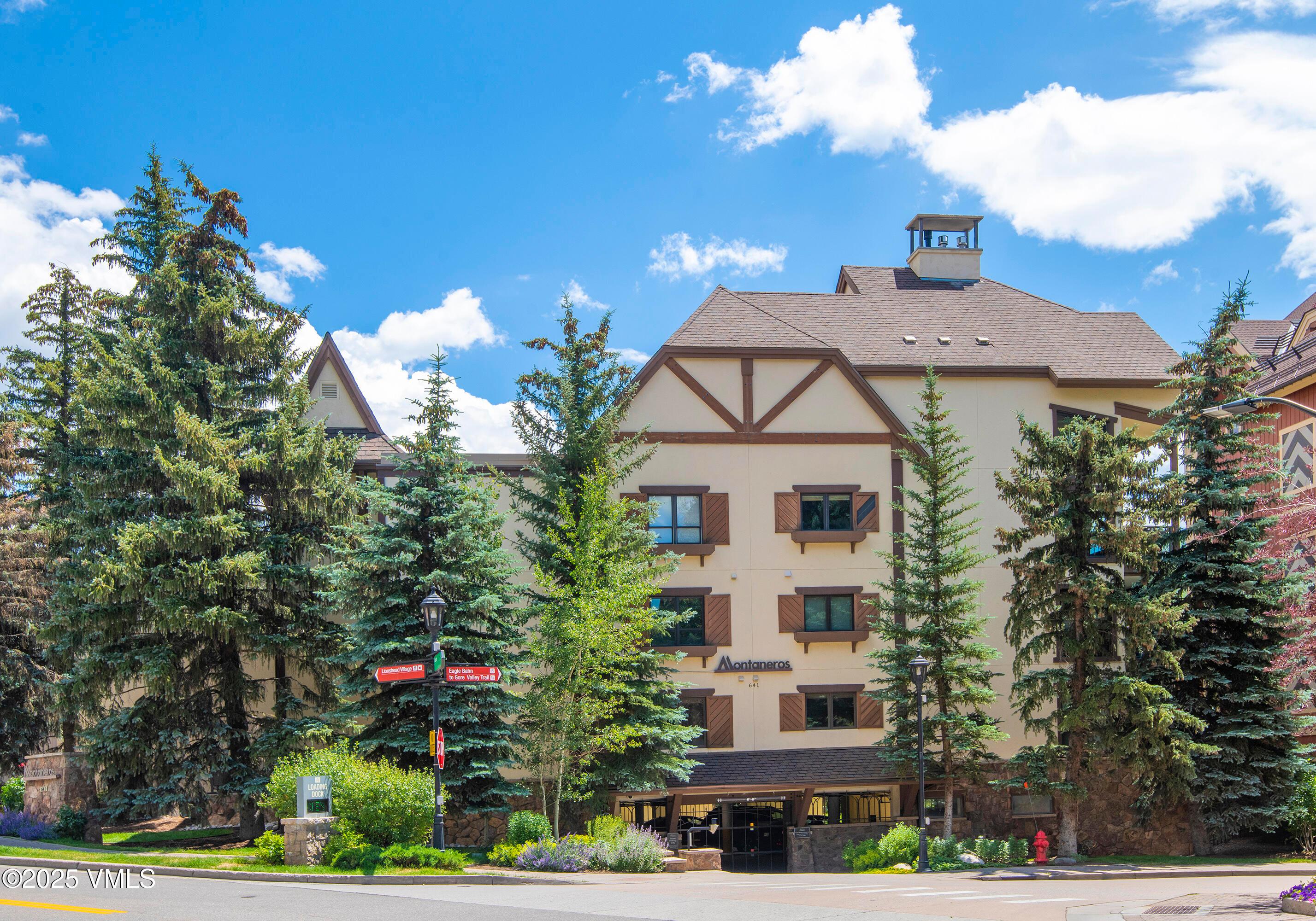 Vail, Colorado, 81657, United States, 2 Bedrooms Bedrooms, ,2 BathroomsBathrooms,Residential,For Sale,1849878