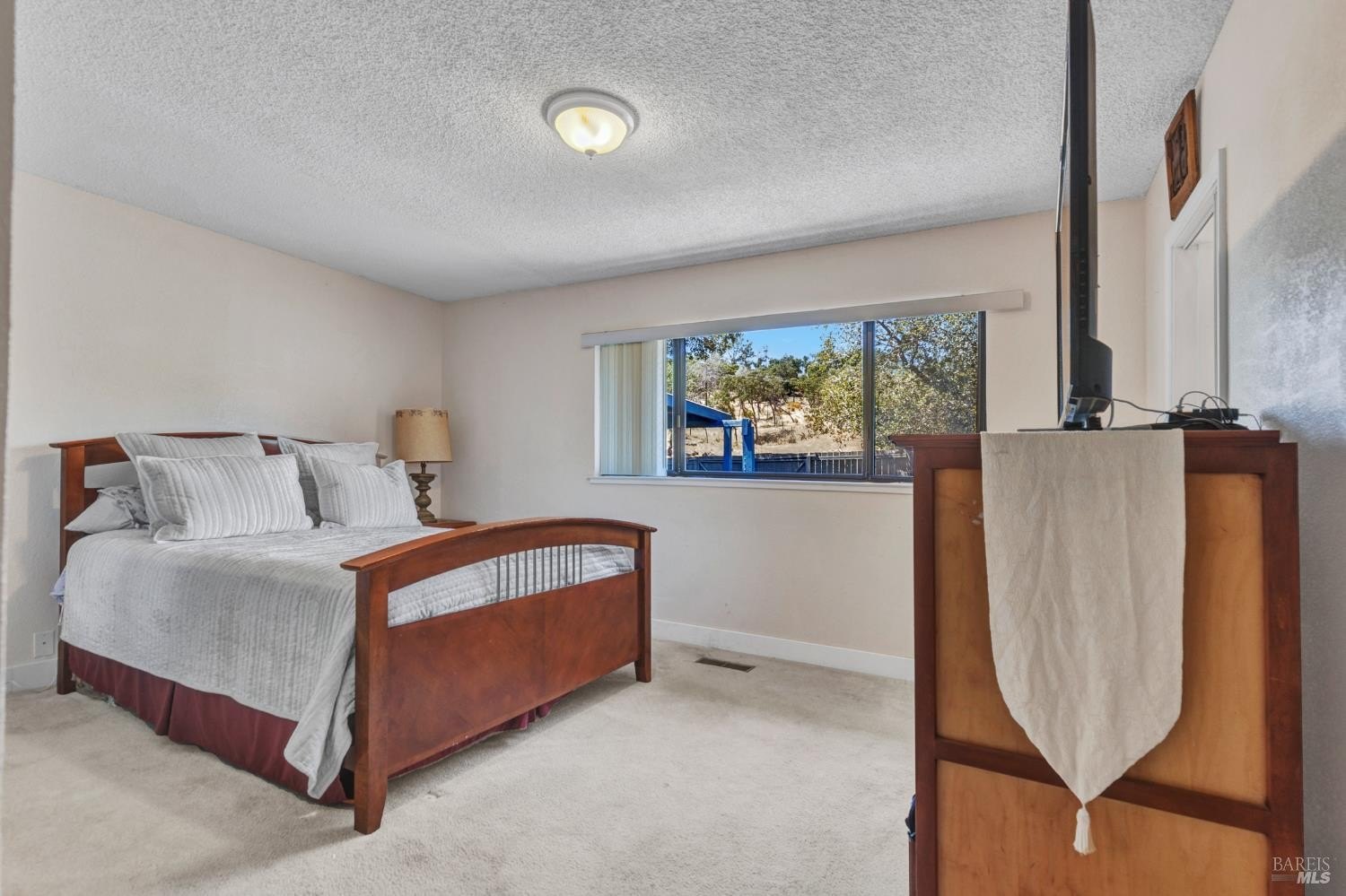 St. Helena, California, 94574, United States, 3 Bedrooms Bedrooms, ,2 BathroomsBathrooms,Residential,For Sale,1906770