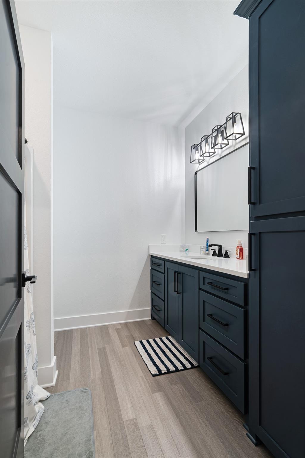 Paris, Texas, 75462, United States, 6 Bedrooms Bedrooms, ,5 BathroomsBathrooms,Residential,For Sale,1982546