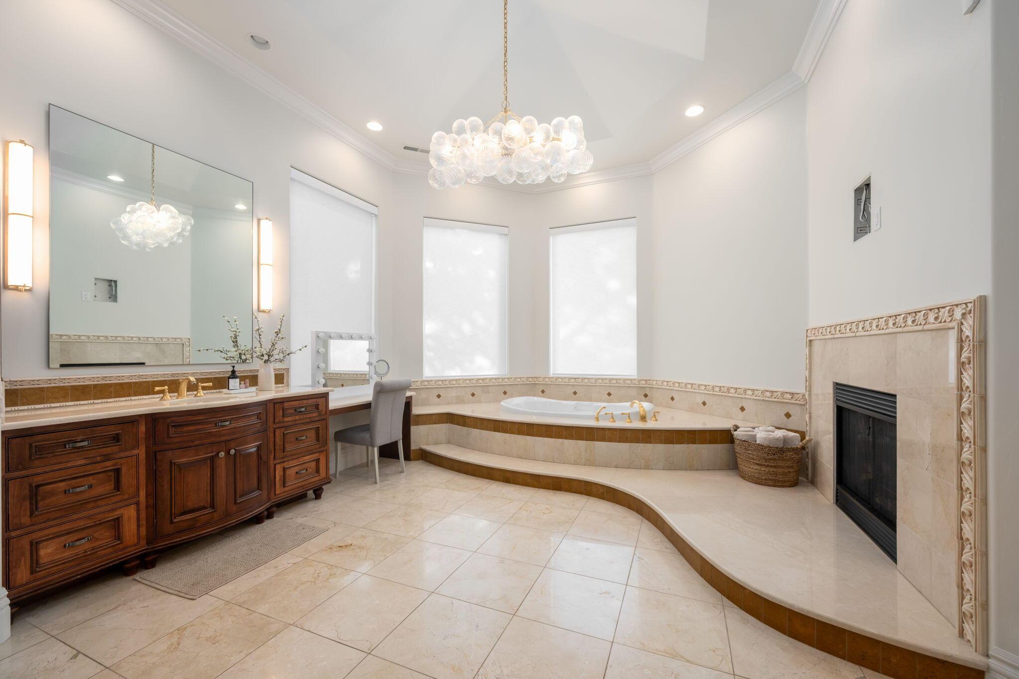 Washington, Utah, 84780, United States, 6 Bedrooms Bedrooms, ,8 BathroomsBathrooms,Residential,For Sale,1916312
