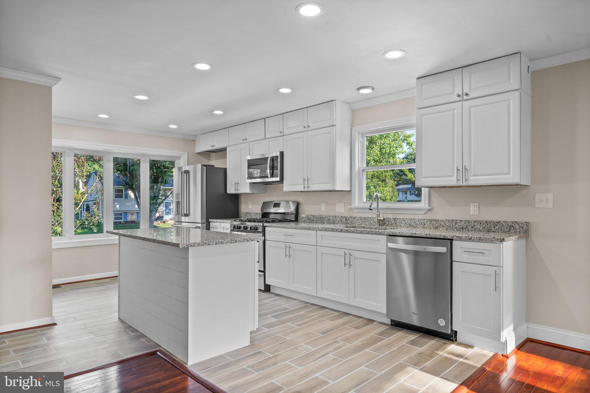 Riva, Maryland, 21140, United States, 5 Bedrooms Bedrooms, ,3 BathroomsBathrooms,Residential,For Sale,1984383