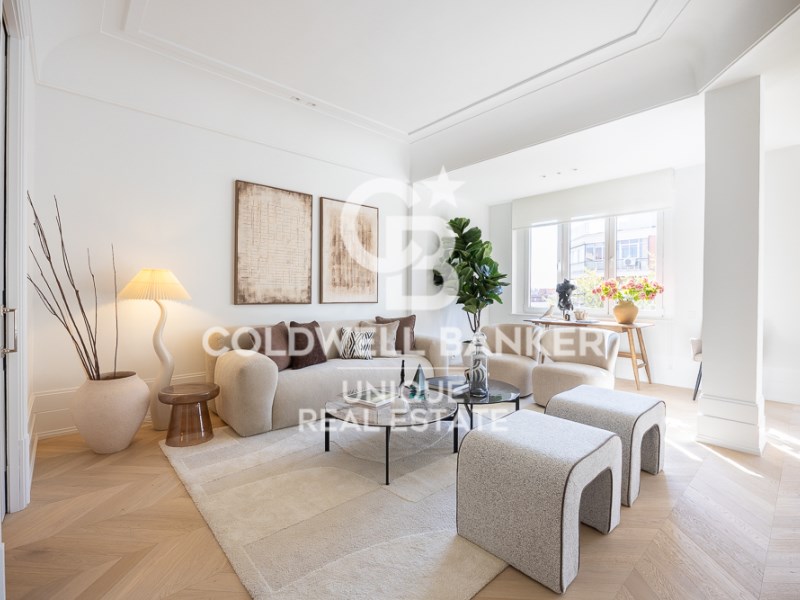 Madrid, Comunidad de Madrid, ES, 4 Bedrooms Bedrooms, ,5 BathroomsBathrooms,Residential,For Sale,1956005