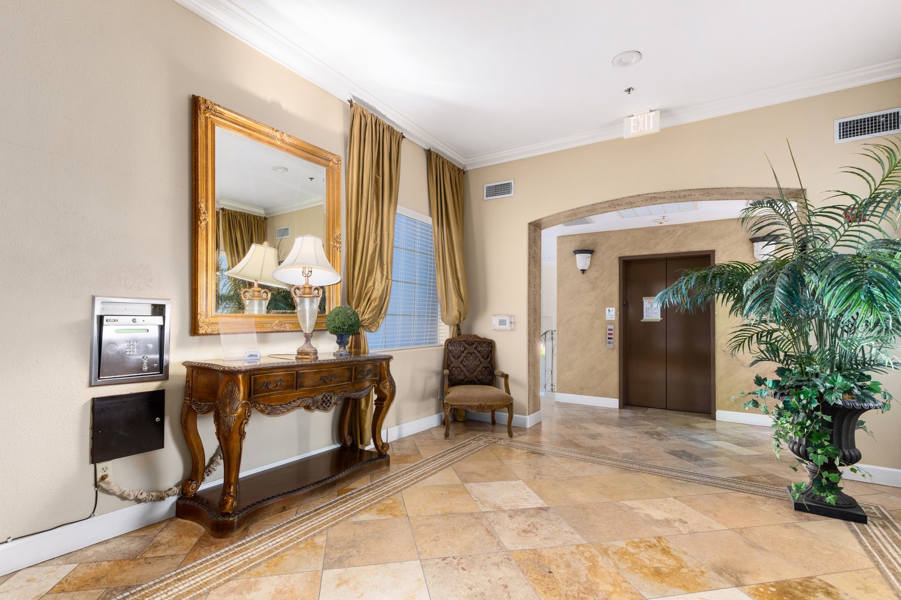  Lake Las Vegas Furnished 3 Beds, 3 Bath With Den Penthouse & Lake Views - 物件實景