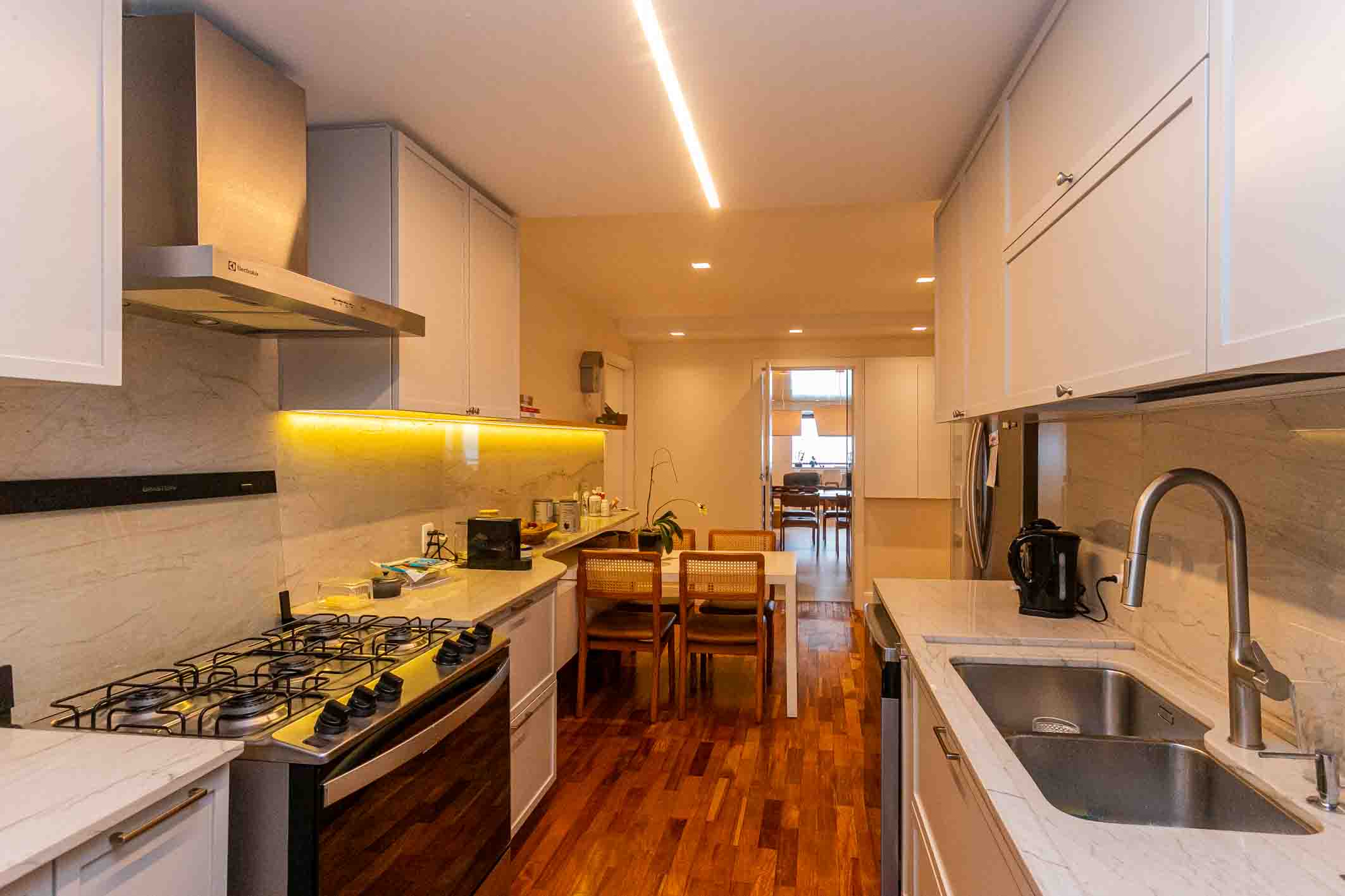  Renovated apartment with direct ocean views in São Conrado - 物件實景