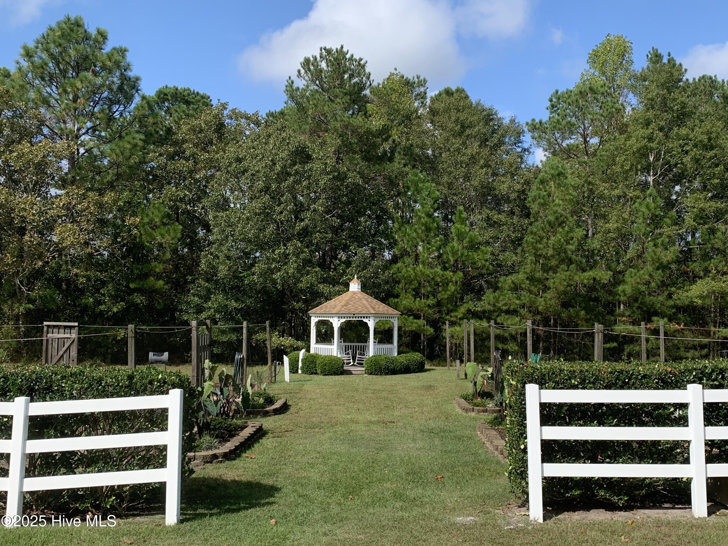 Bolivia, North Carolina, 28422, United States, 4 Bedrooms Bedrooms, ,3 BathroomsBathrooms,Residential,For Sale,1866825