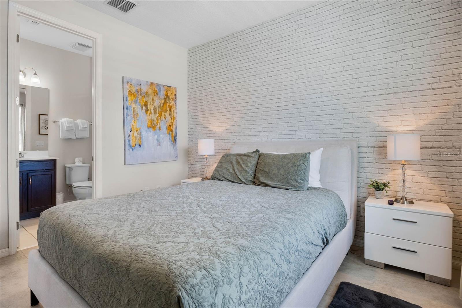 KISSIMMEE, Florida, 34747, United States, 7 Bedrooms Bedrooms, ,6 BathroomsBathrooms,Residential,For Sale,1989938