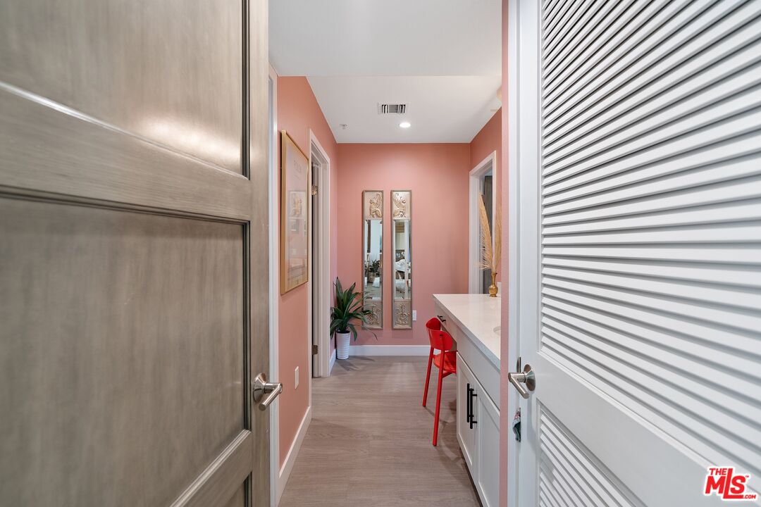 Malibu, California, 90265, United States, 3 Bedrooms Bedrooms, ,2 BathroomsBathrooms,Residential,For Sale,1991505