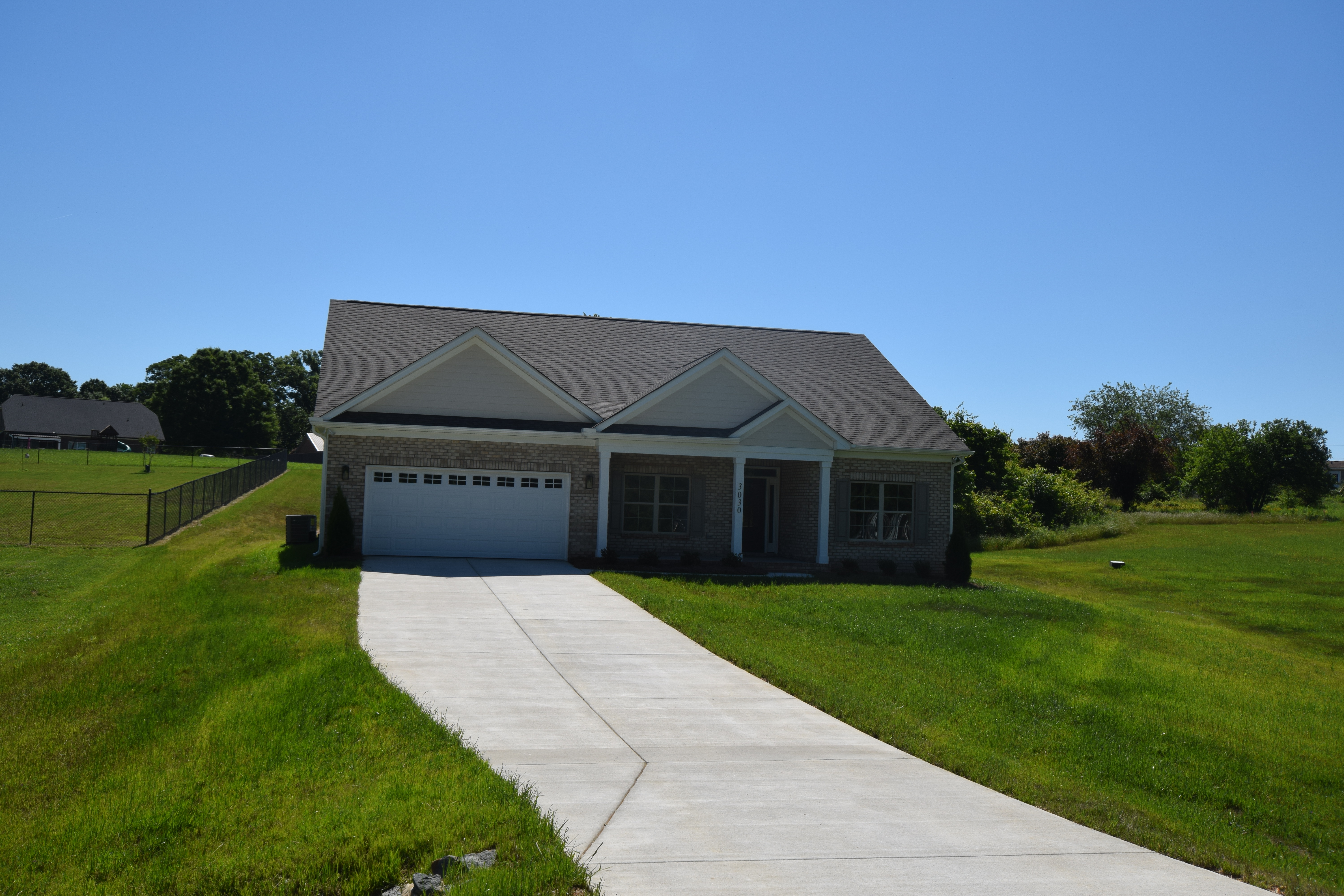 Monroe, North Carolina, 28110, United States, 3 Bedrooms Bedrooms, ,2 BathroomsBathrooms,Residential,For Sale,1980342