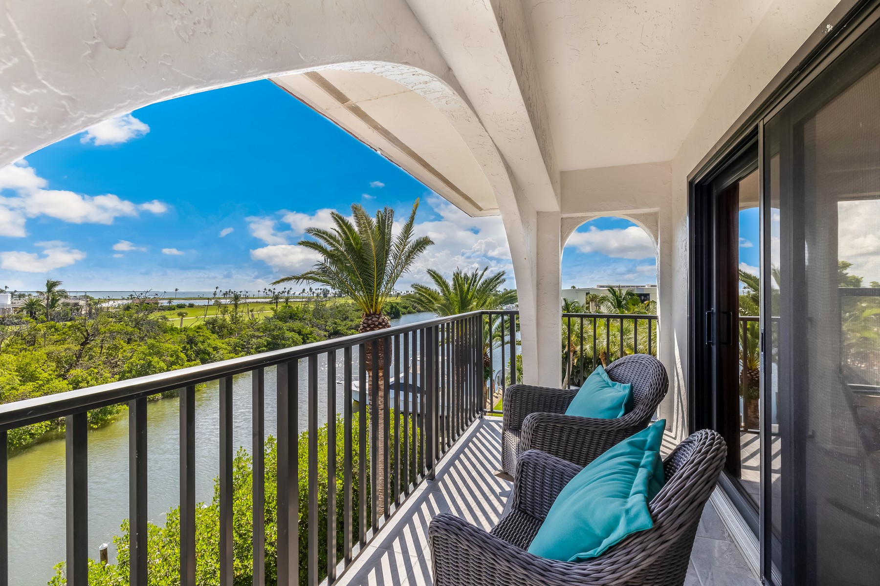  950 Palm Avenue Unit #304 - 物件實景