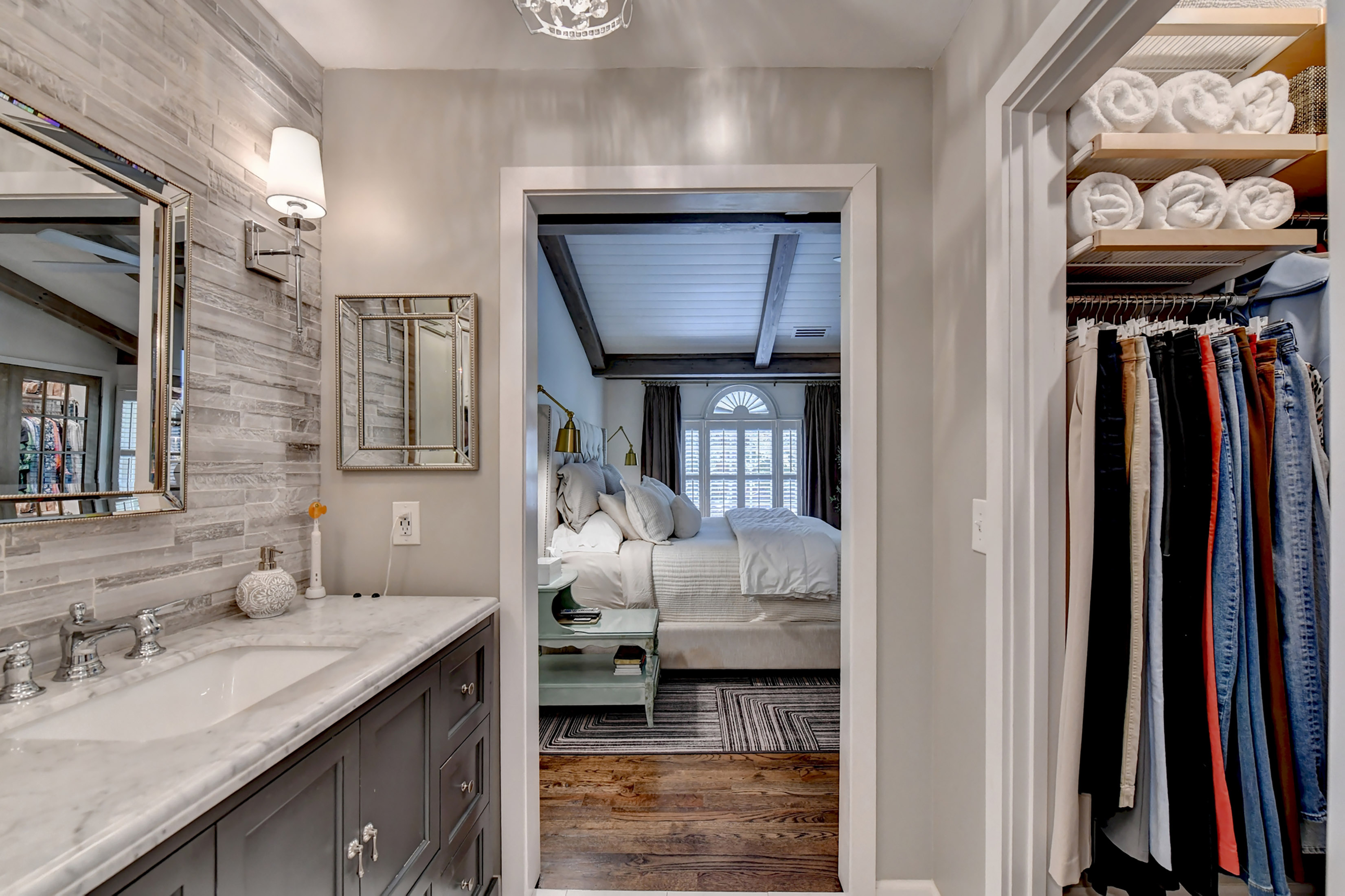  Lovely End-Unit Townhome in Roswell - 物件實景