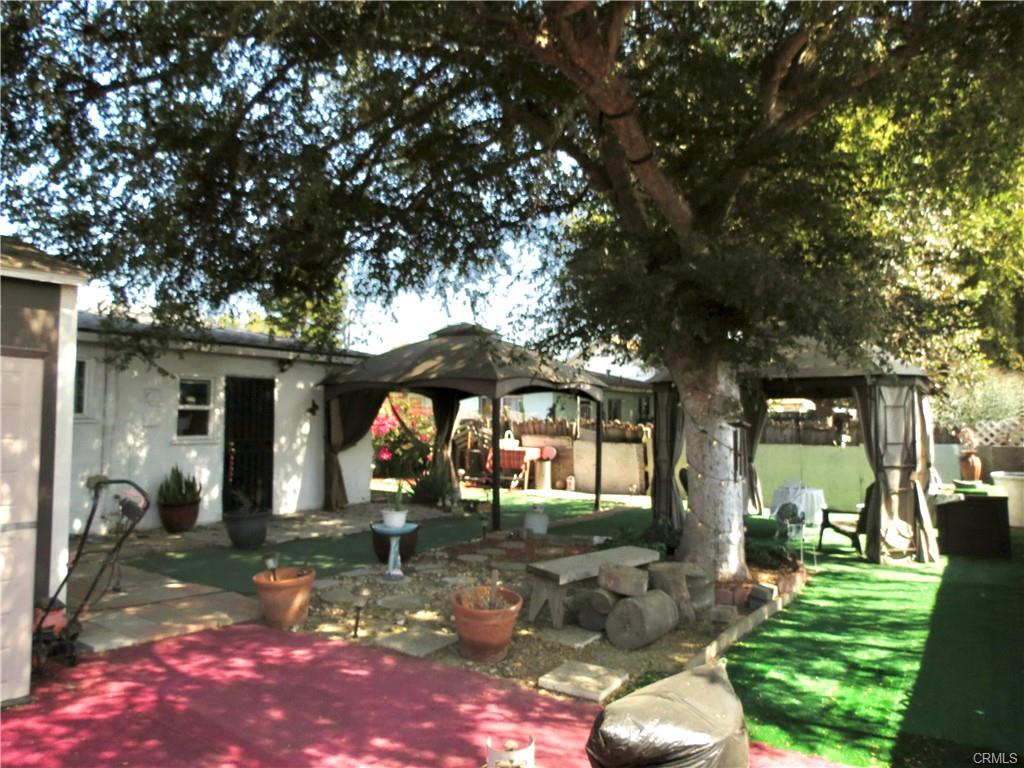 Compton, California, 90221, United States, 9 Bedrooms Bedrooms, ,Residential,For Sale,1982373