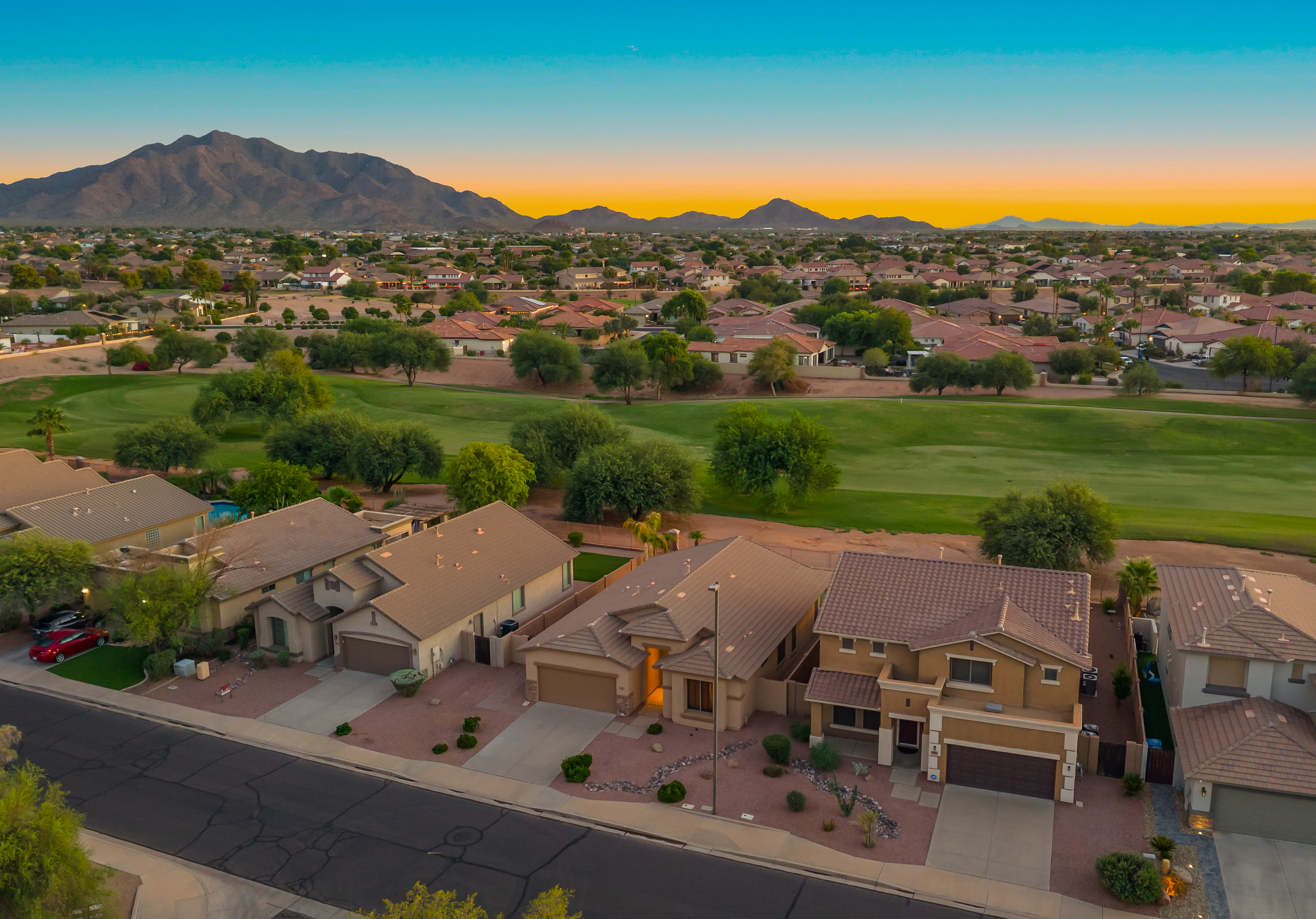  3605 E Meadowview Drive¦Gilbert, AZ - 物件實景