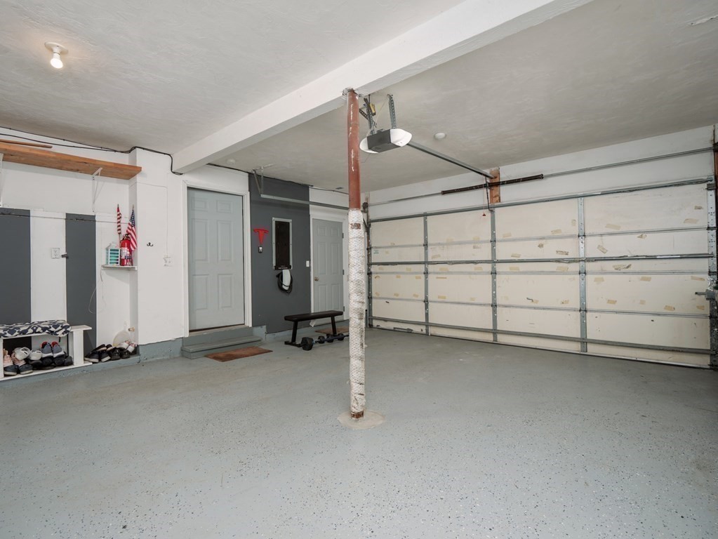 Walpole, Massachusetts, 02081, United States, 5 Bedrooms Bedrooms, ,3 BathroomsBathrooms,Residential,For Sale,1830559