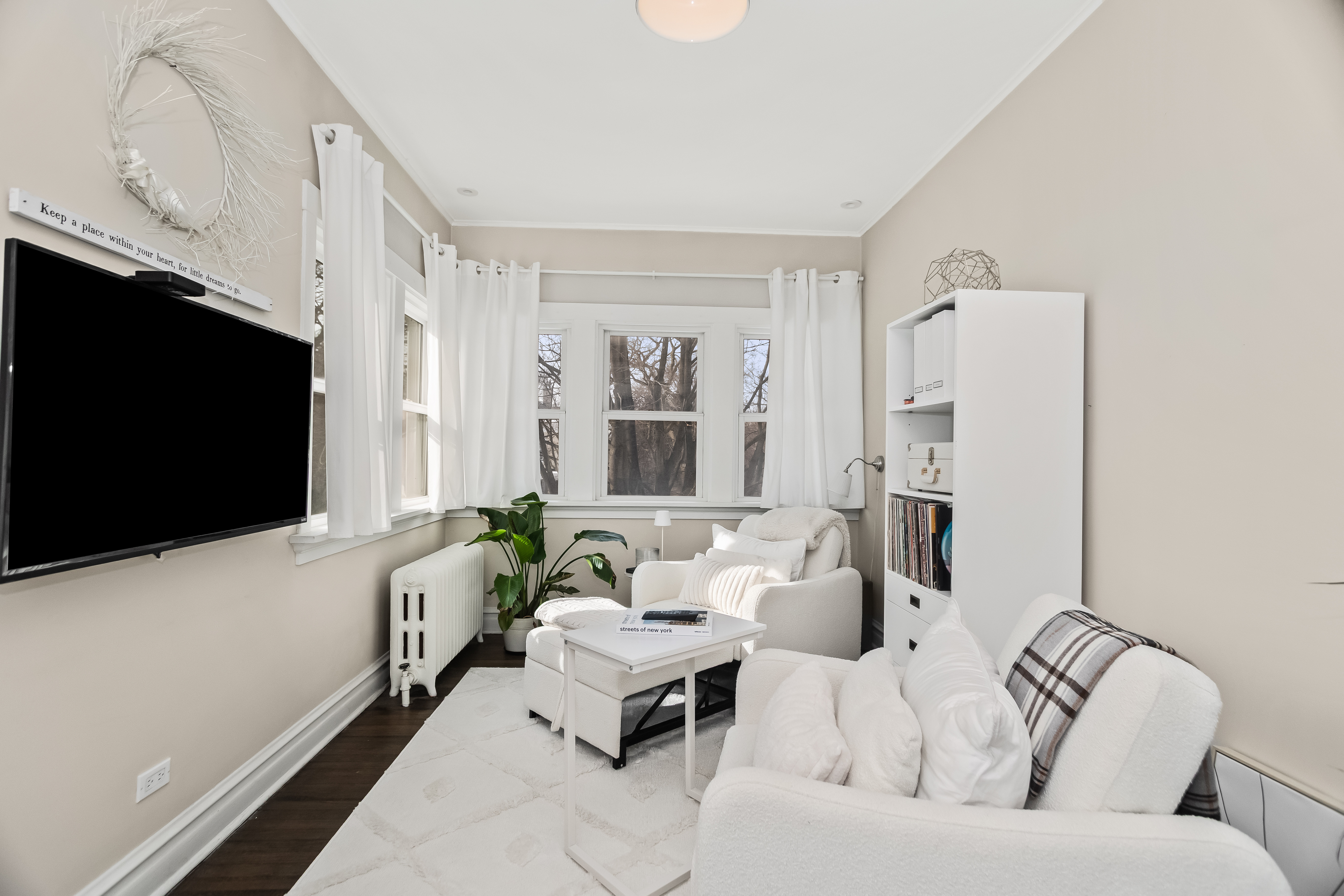  A Rare Opportunity to Own a Historic Home - 物件實景