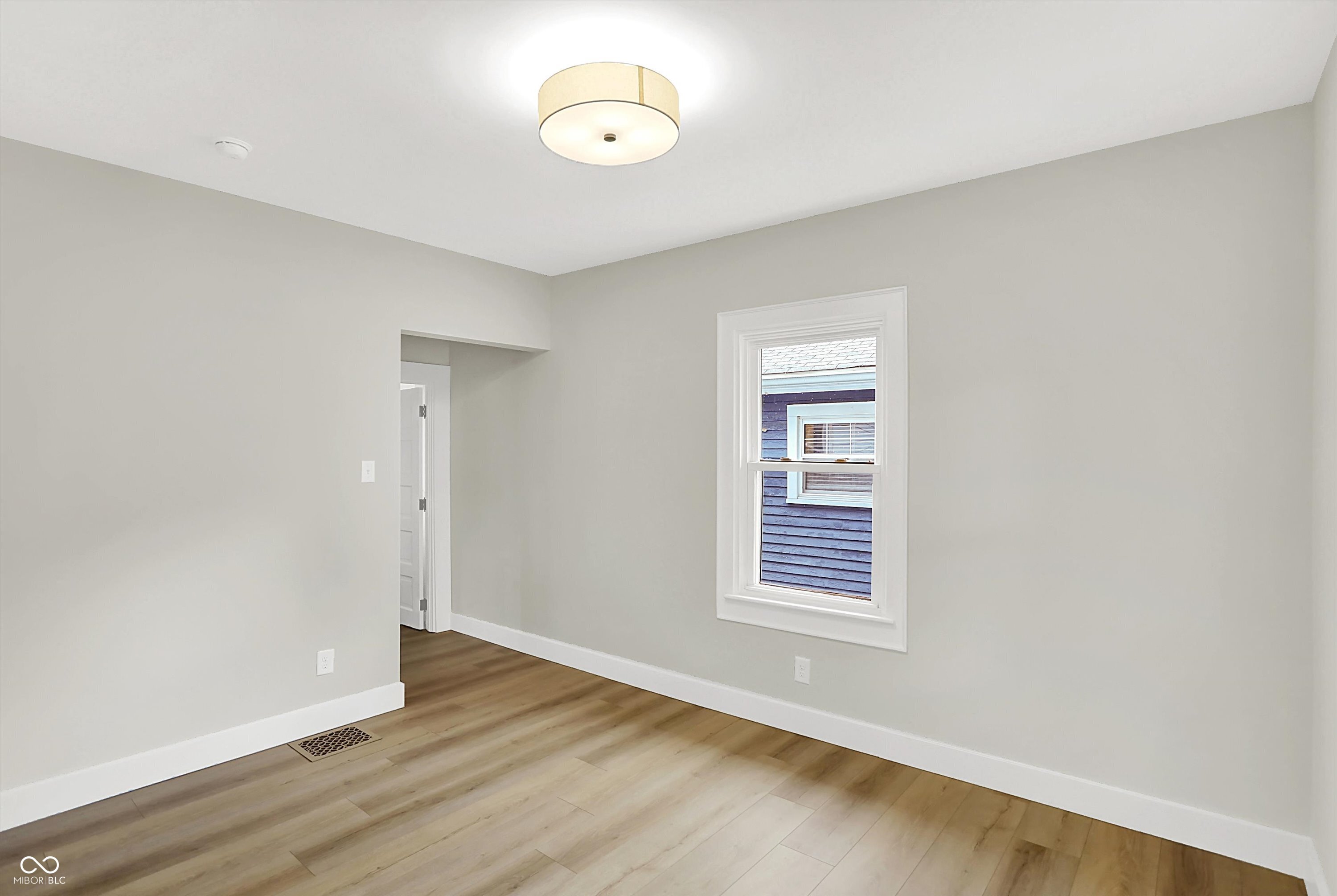 Indianapolis, Indiana, 46205, United States, 3 Bedrooms Bedrooms, ,3 BathroomsBathrooms,Residential,For Sale,1982816