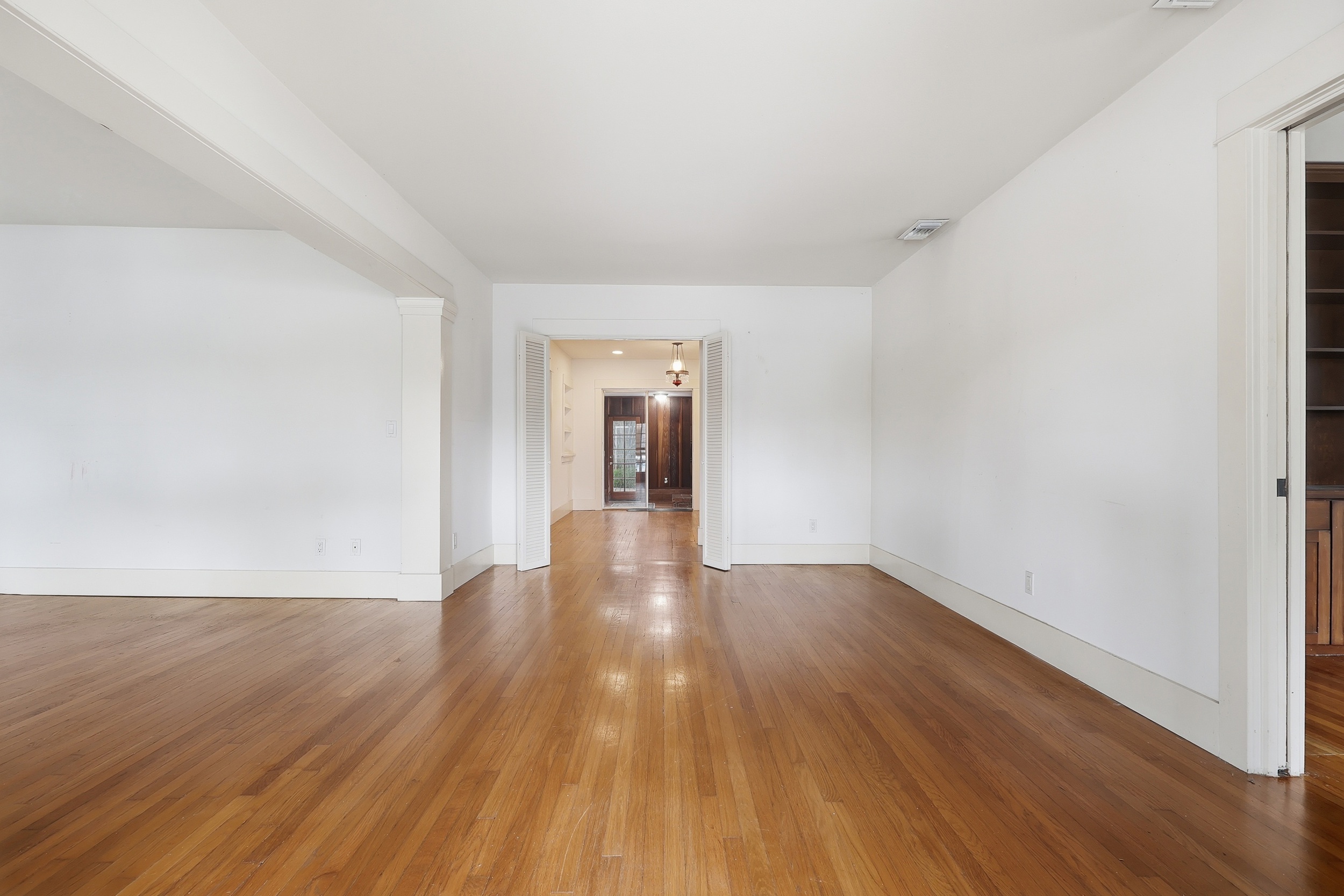  239 Mira Mar Avenue, Long Beach, CA 90803 - 物件實景