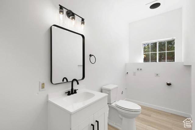 Orem, Utah, 84057, United States, 5 Bedrooms Bedrooms, ,4 BathroomsBathrooms,Residential,For Sale,1915480