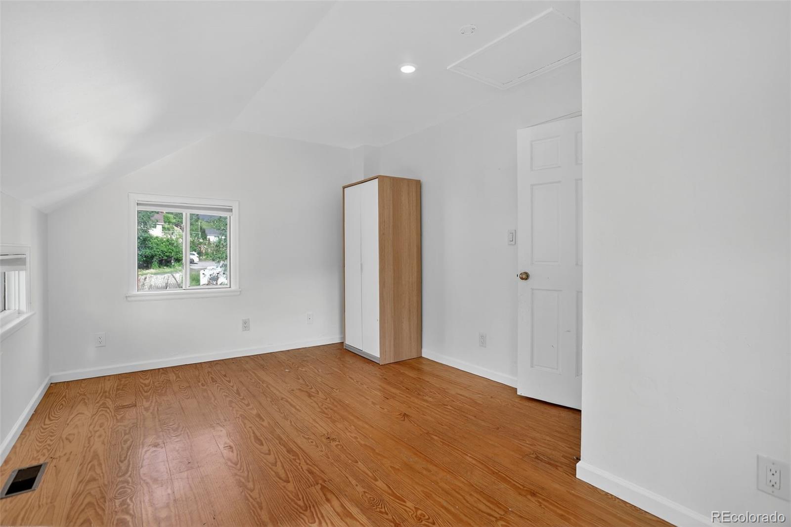 Kittredge, Colorado, 80457, United States, 3 Bedrooms Bedrooms, ,1 BathroomBathrooms,Residential,For Sale,1875776