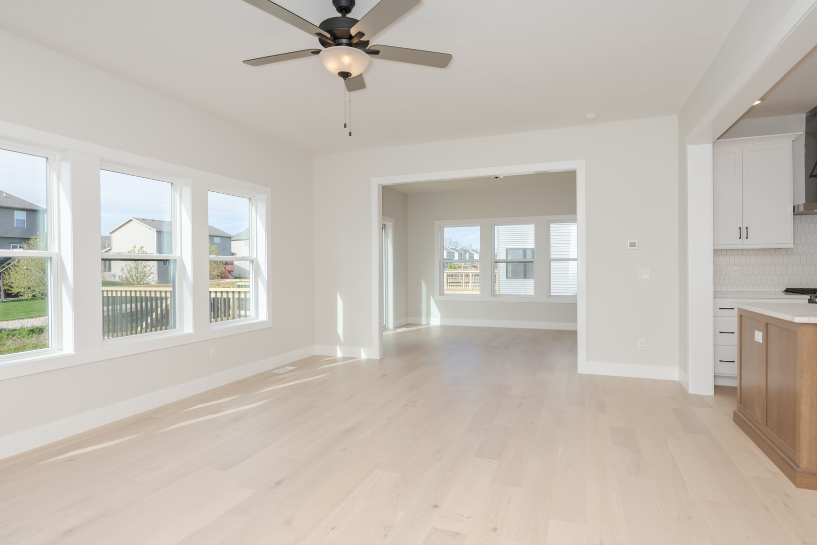 Bloomington, Illinois, 61705, United States, 4 Bedrooms Bedrooms, ,4 BathroomsBathrooms,Residential,For Sale,1957055