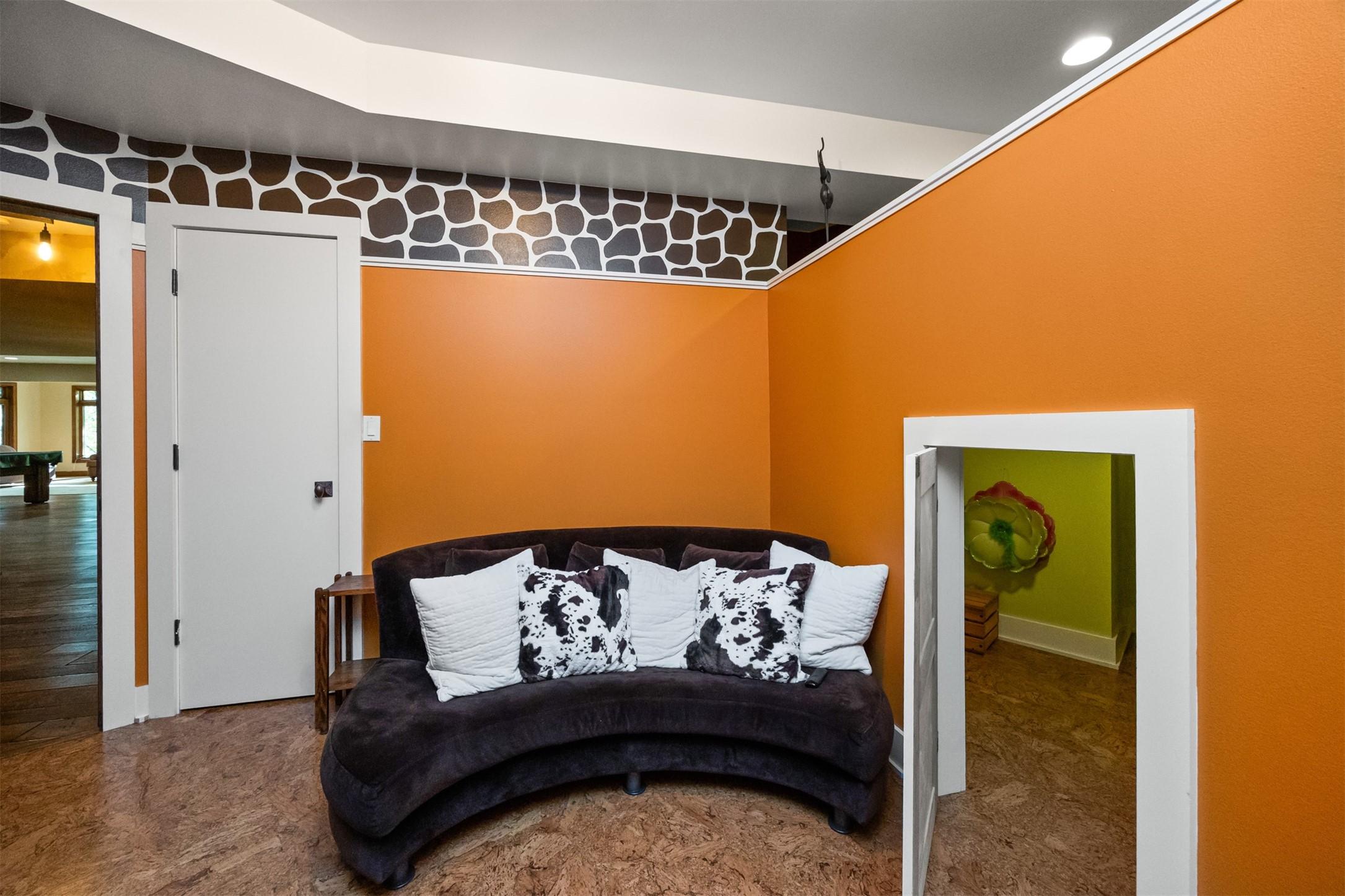 Polk City, Iowa, 50226, United States, 5 Bedrooms Bedrooms, ,5 BathroomsBathrooms,Residential,For Sale,1975631