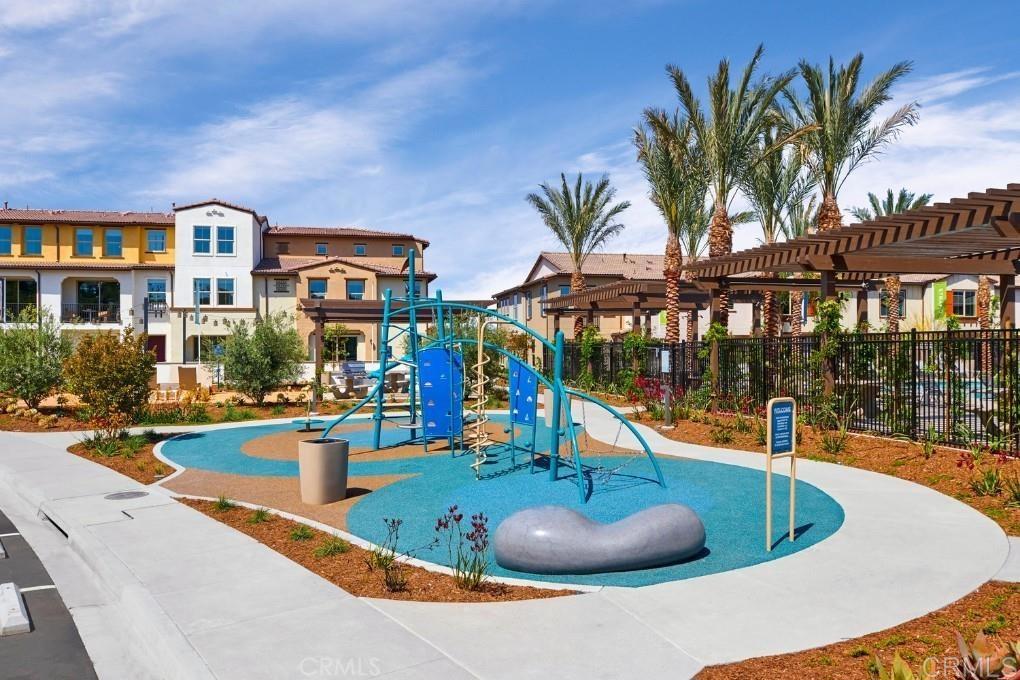 Oceanside, California, 92056, United States, 5 Bedrooms Bedrooms, ,4 BathroomsBathrooms,Residential,For Sale,1766763