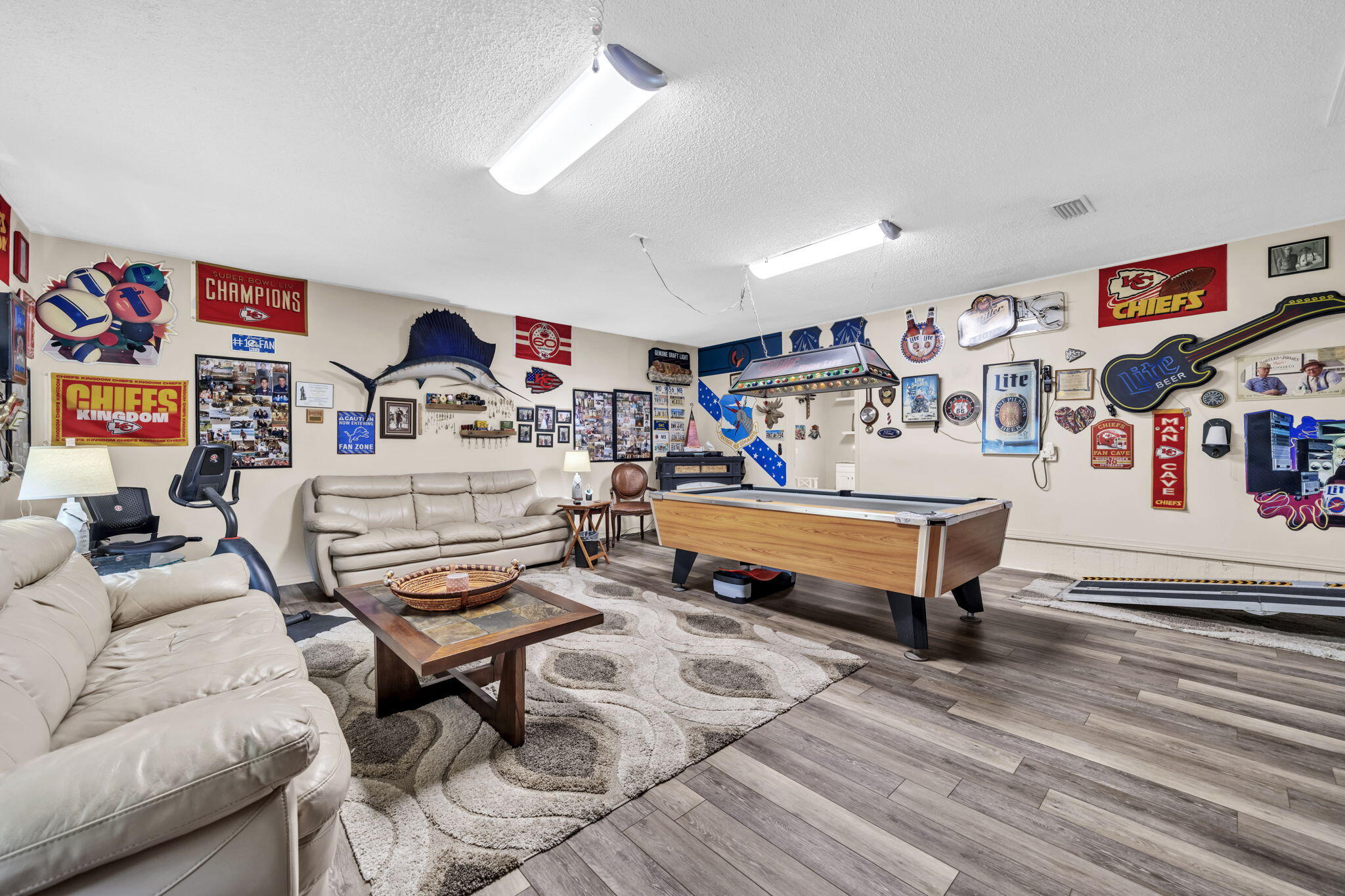 Crestview, Florida, 32539, United States, 4 Bedrooms Bedrooms, ,2 BathroomsBathrooms,Residential,For Sale,1918564