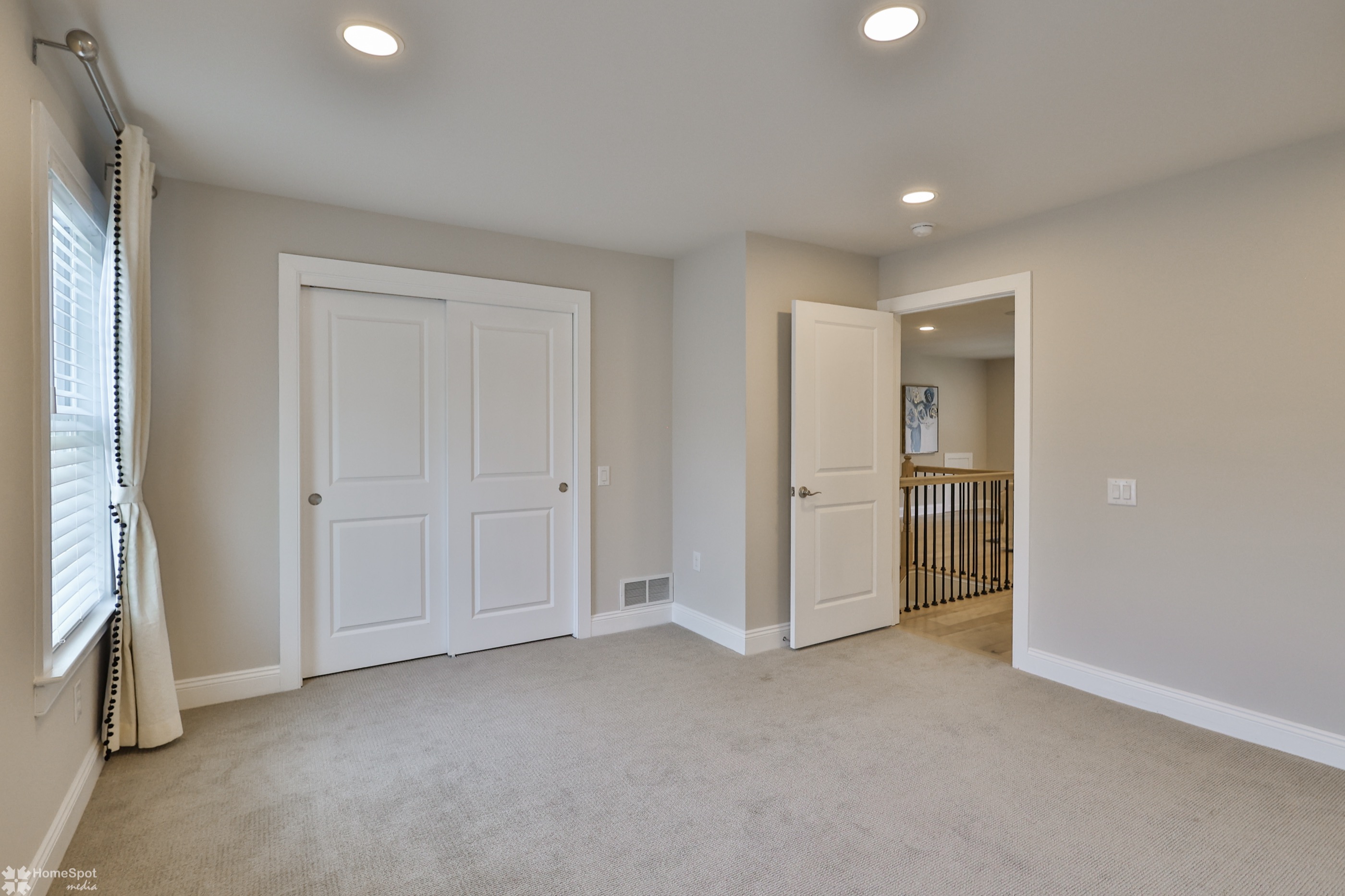 Easton, Pennsylvania, 18045, United States, 3 Bedrooms Bedrooms, ,3 BathroomsBathrooms,Residential,For Sale,1921447