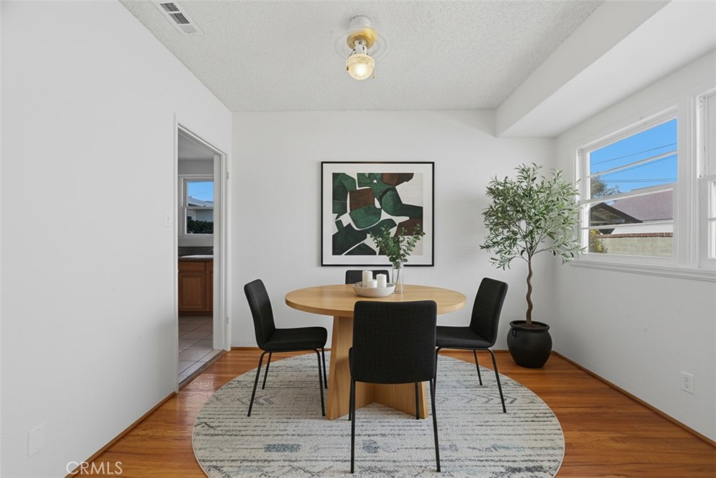 San Gabriel, California, 91775, United States, 3 Bedrooms Bedrooms, ,3 BathroomsBathrooms,Residential,For Sale,2003322