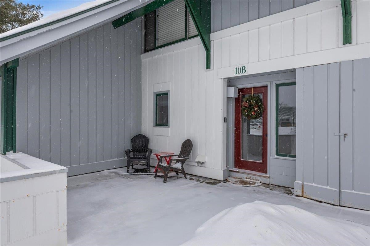 Stowe, Vermont, 05672, United States, 2 Bedrooms Bedrooms, ,2 BathroomsBathrooms,Residential,For Sale,1686552