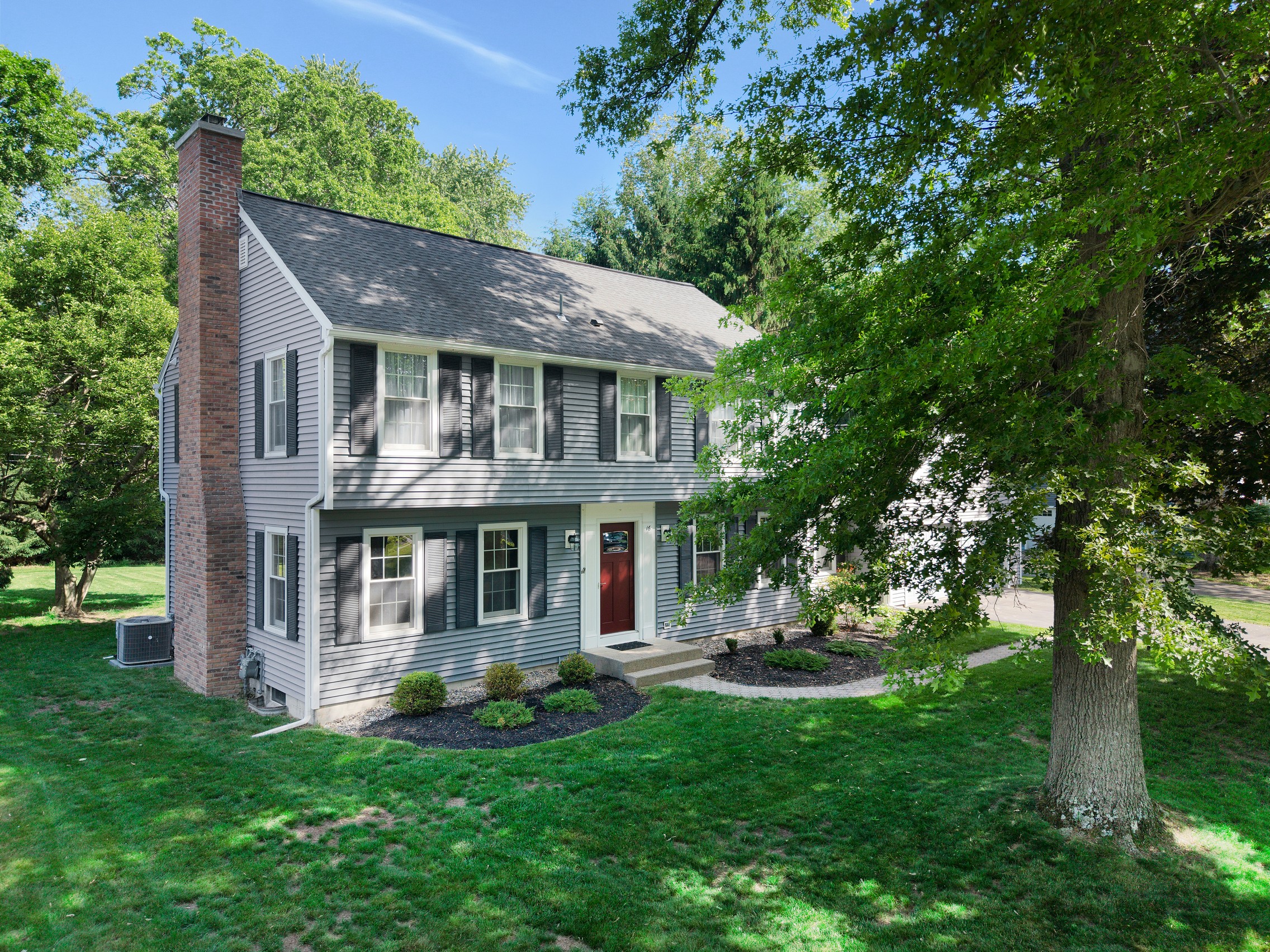  16 Longwood Drive, Bethlehem, NY, 12054 - 物件實景