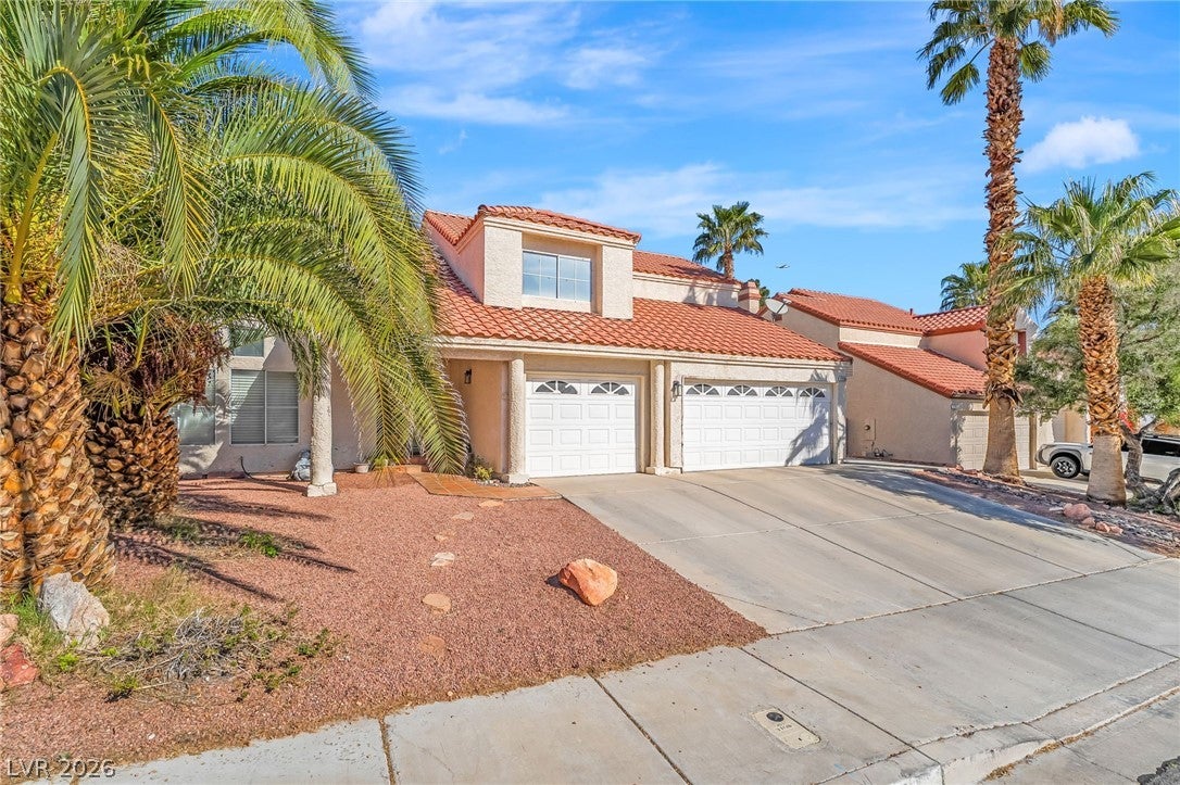 Henderson, Nevada, 89014, United States, 4 Bedrooms Bedrooms, ,3 BathroomsBathrooms,Residential,For Sale,2028376