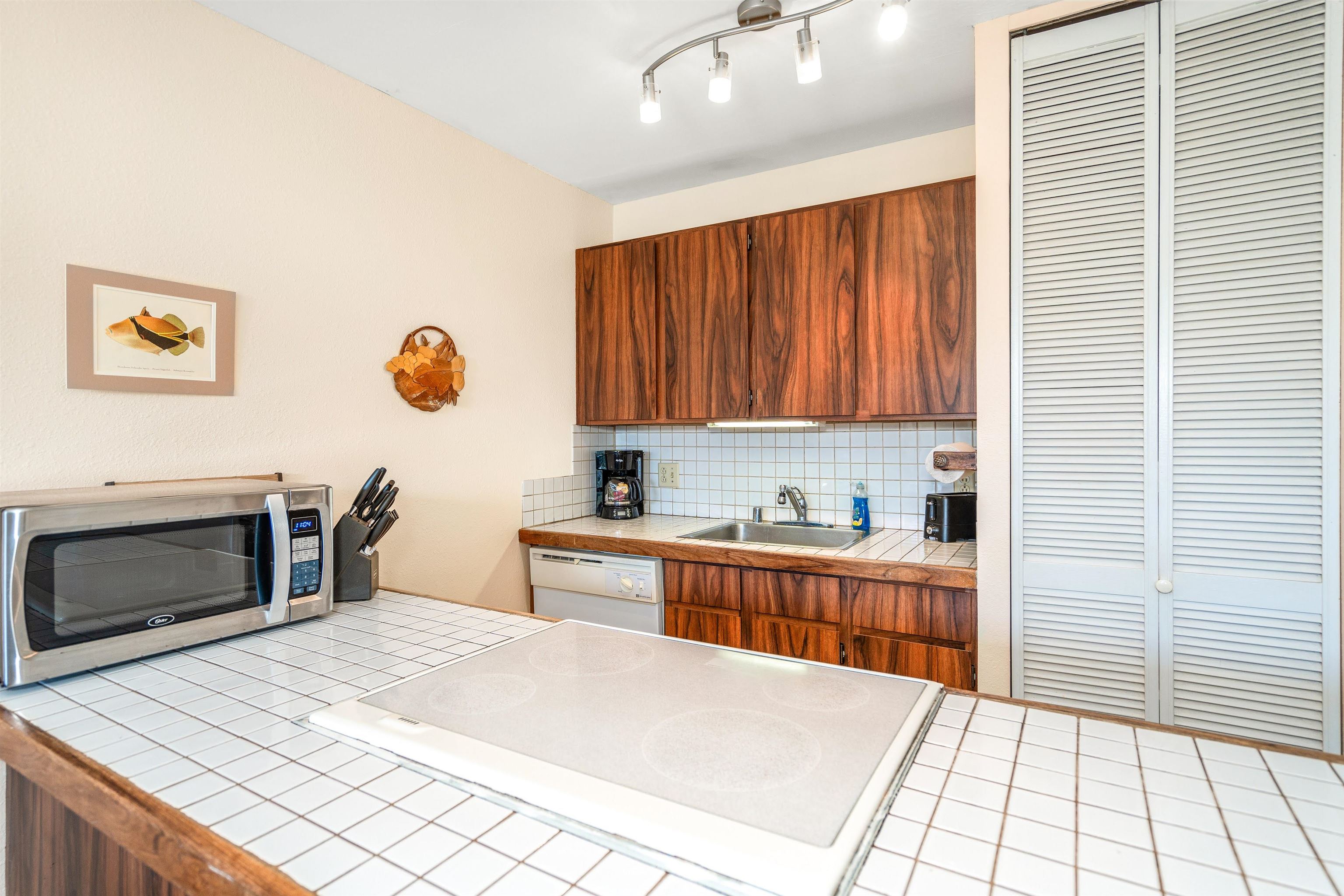 Kihei, Hawaii, 96753, United States, 1 Bedroom Bedrooms, ,1 BathroomBathrooms,Residential,For Sale,1885220