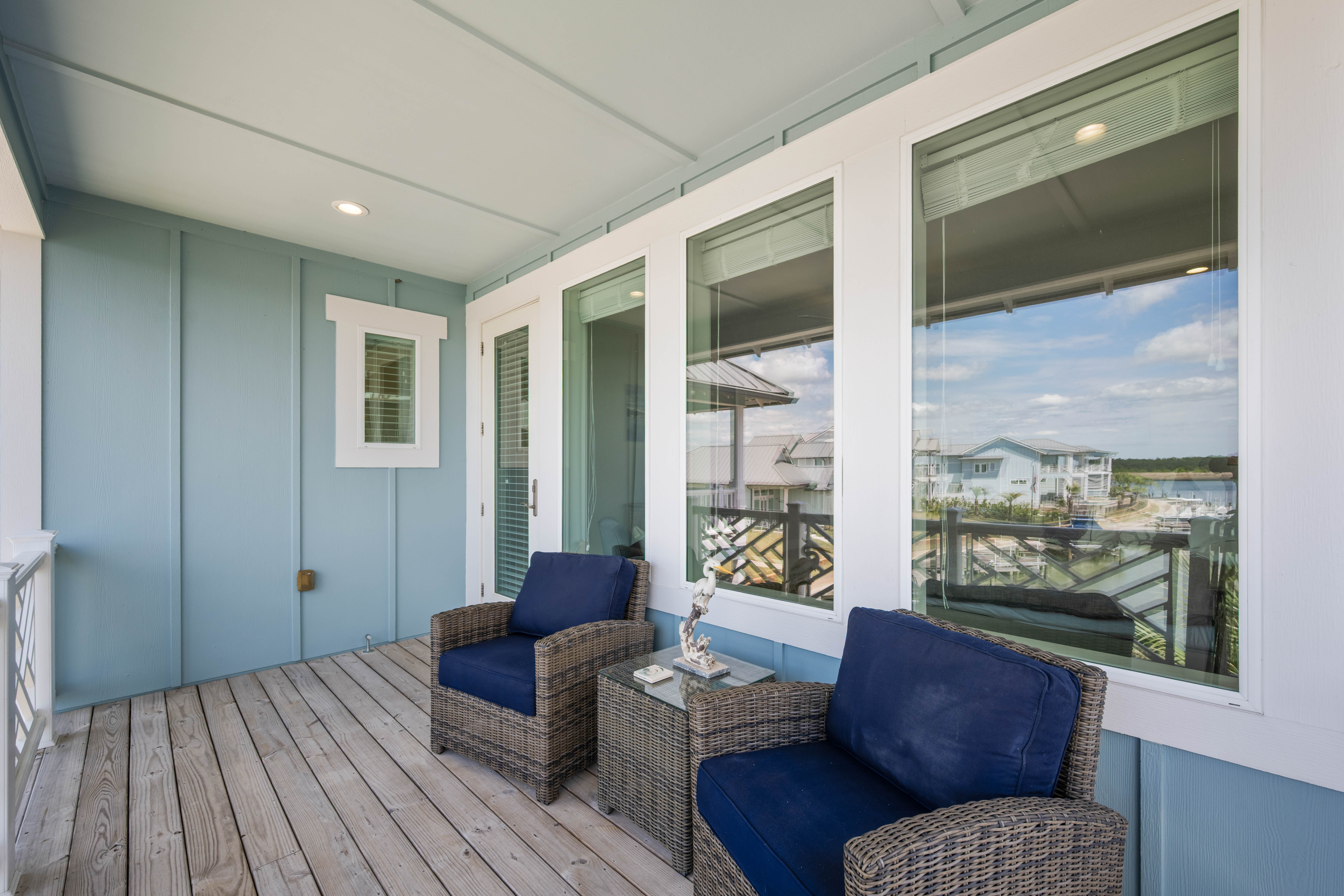  Relaxing 4BR Waterfront Condo - 物件實景