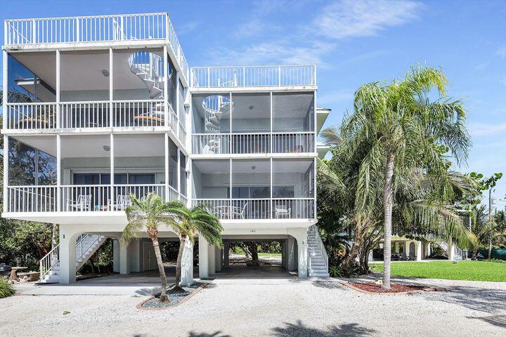 Islamorada, Florida, 33036, United States, 2 Bedrooms Bedrooms, ,3 BathroomsBathrooms,Residential,For Sale,1990240