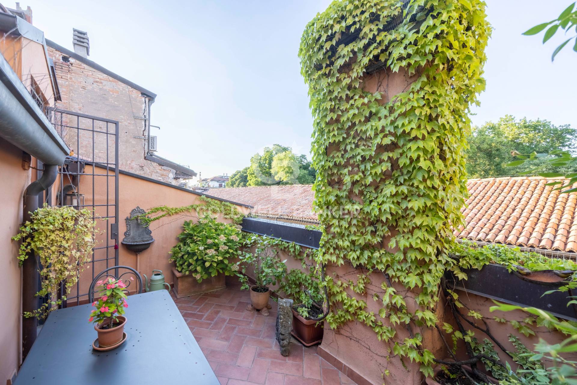 Bologna, Bologna, 40100, IT, 2 Bedrooms Bedrooms, ,1 BathroomBathrooms,Residential,For Sale,1898683