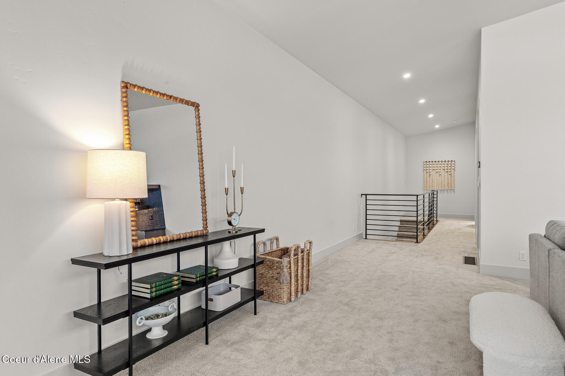 Coeur d'Alene, Idaho, 83814, United States, 3 Bedrooms Bedrooms, ,4 BathroomsBathrooms,Residential,For Sale,2002560