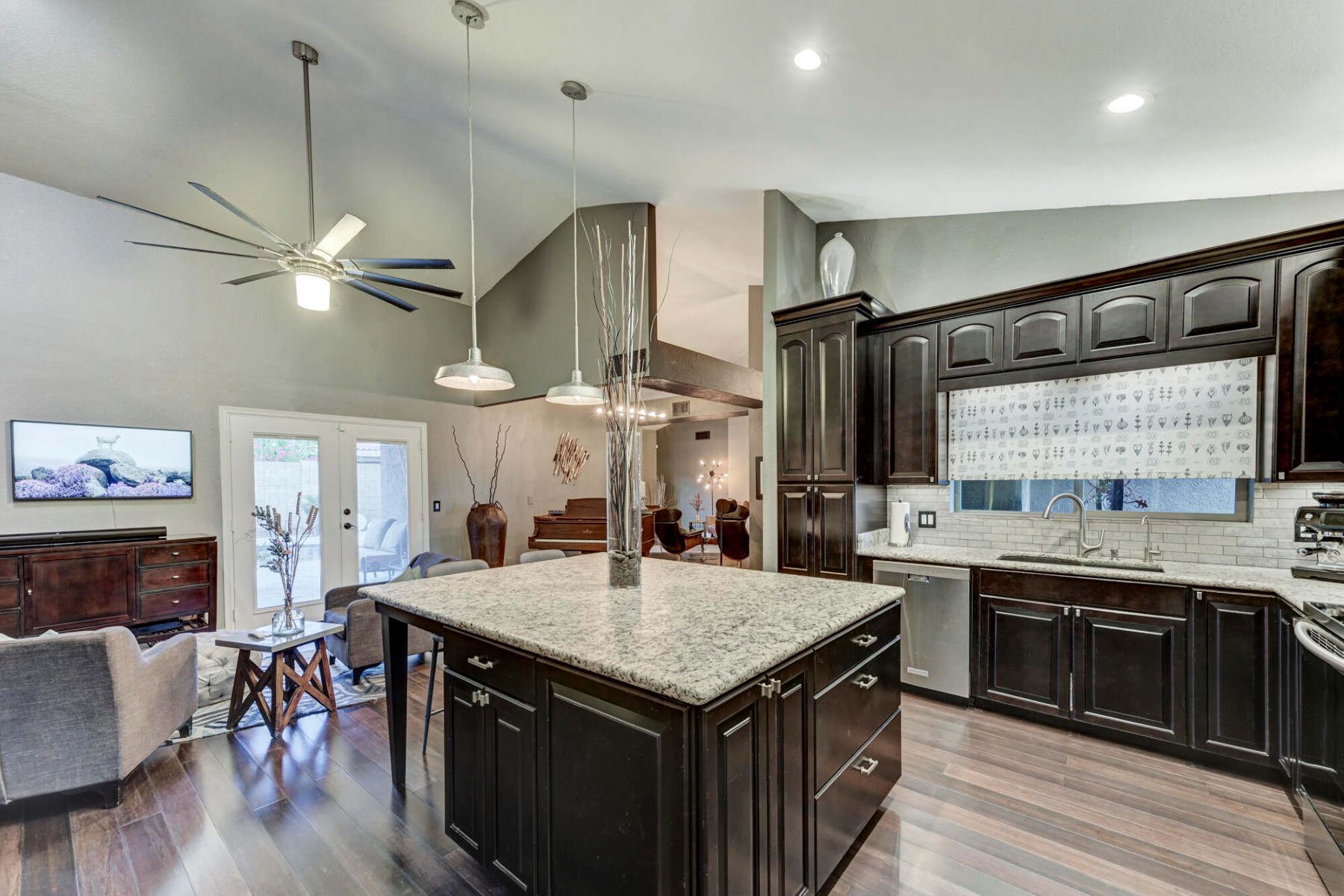  938 E Knight Lane, Tempe, AZ, 85284 - 物件實景