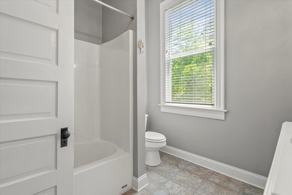Hartsville, South Carolina, 29550, United States, 4 Bedrooms Bedrooms, ,4 BathroomsBathrooms,Residential,For Sale,1820221
