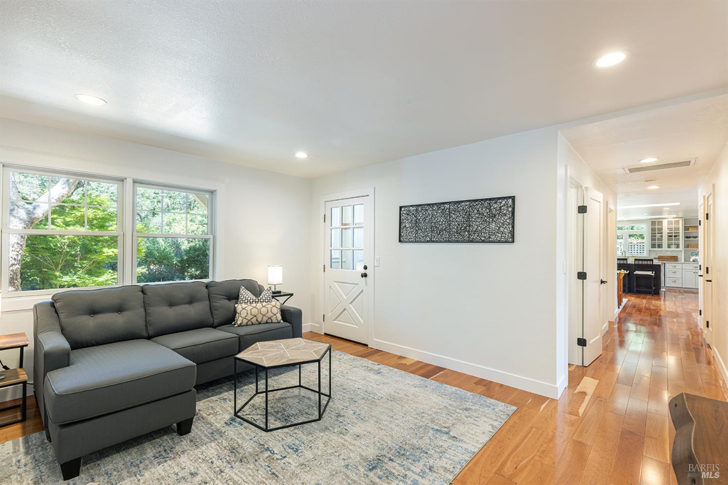 Glen Ellen, California, 95442, United States, 4 Bedrooms Bedrooms, ,3 BathroomsBathrooms,Residential,For Sale,1904205